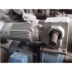 Giảm tốc trục vuông góc Sumitomo 2.2kw 1/30