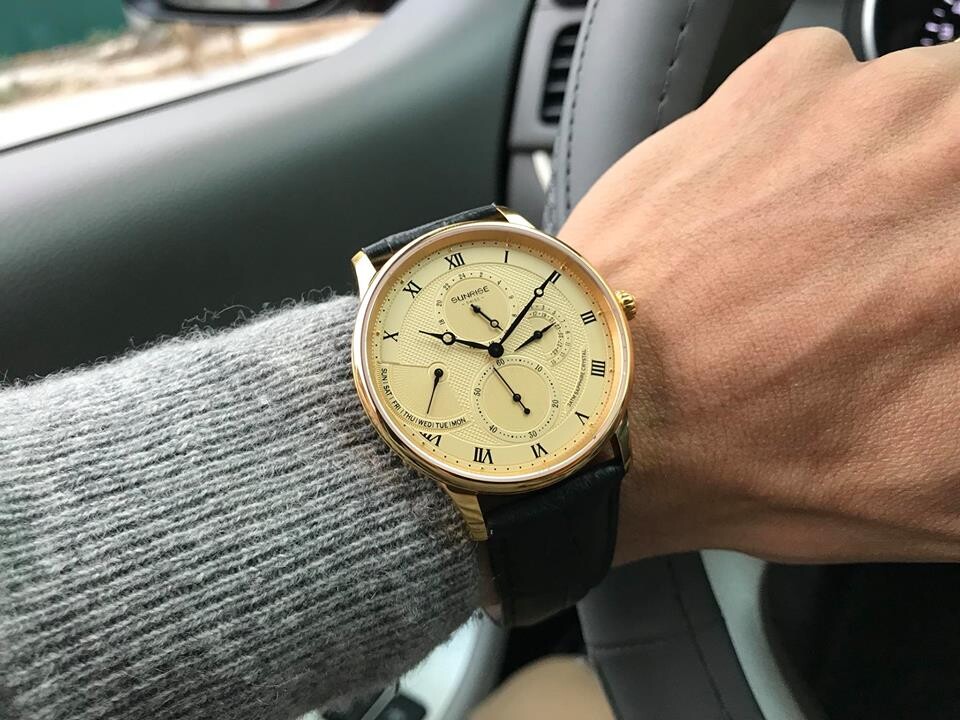 ĐỒNG HỒ NAM DÂY DA SUNRISE 1134PA