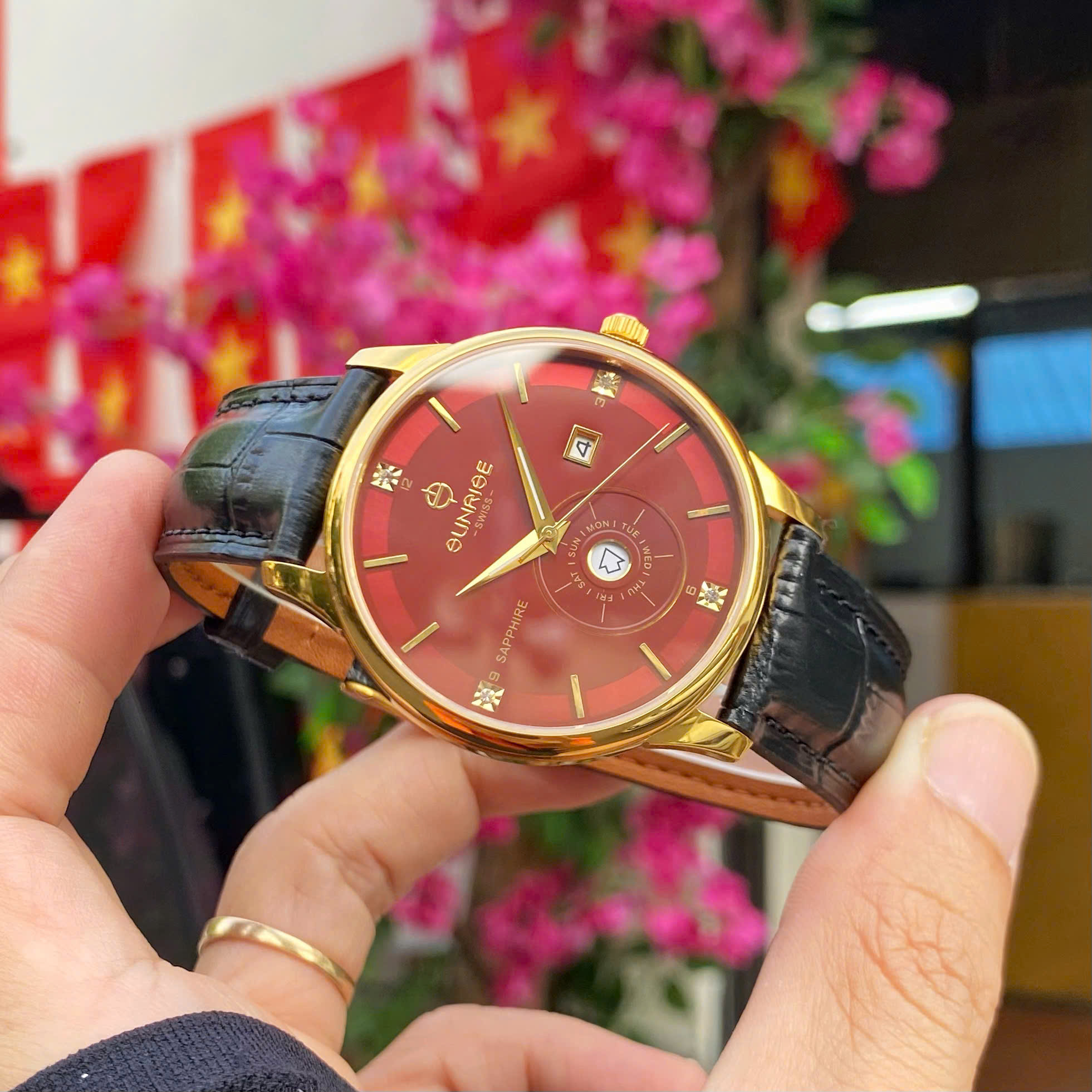 ĐỒNG HỒ SUNRISE DAY DATE 1137SA