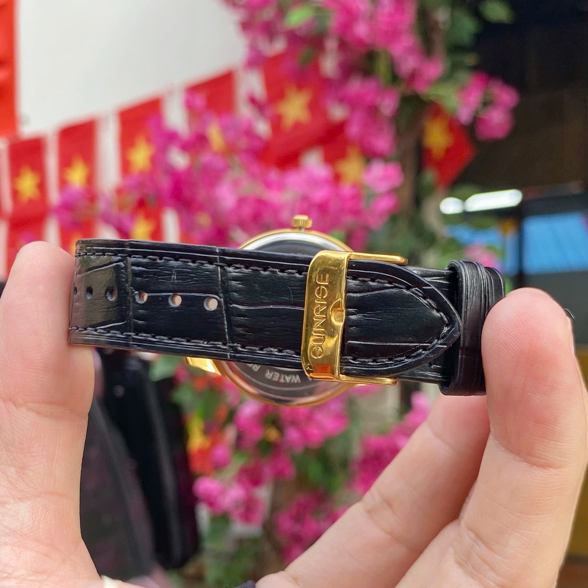 ĐỒNG HỒ SUNRISE DAY DATE 1137SA