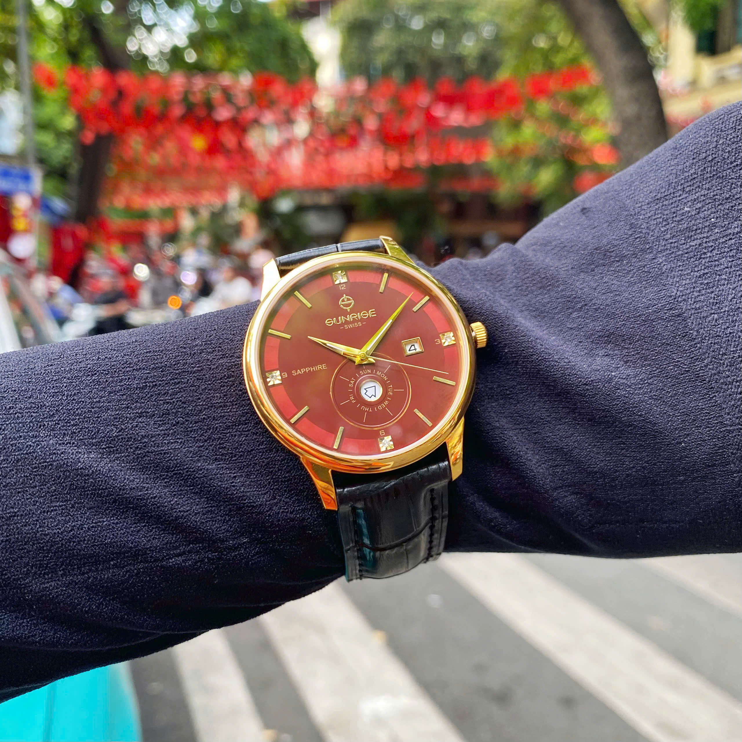 ĐỒNG HỒ SUNRISE DAY DATE 1137SA