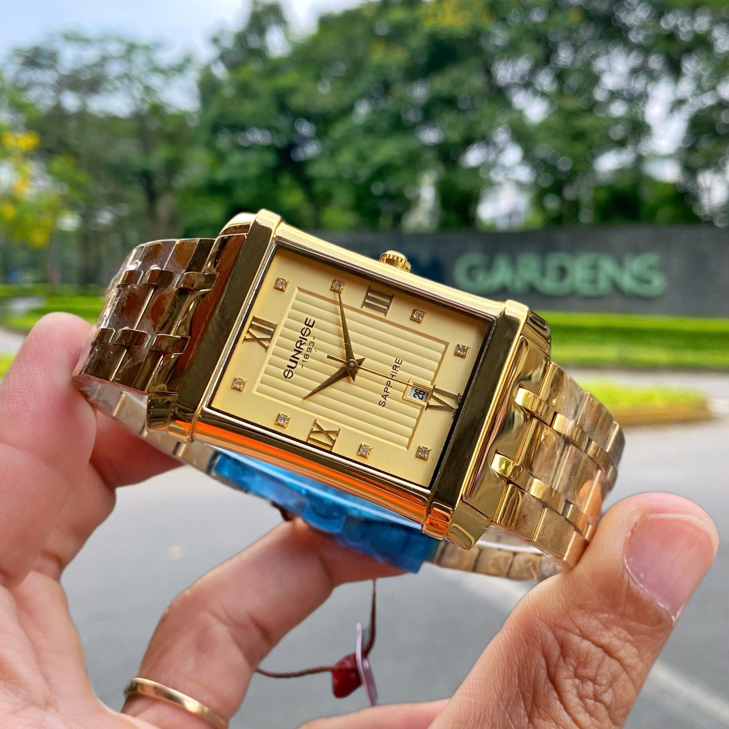 Đồng Hồ Nam Sunrise 1238SA - Biểu Tượng Của Sự Sang Trọng & Đẳng Cấp