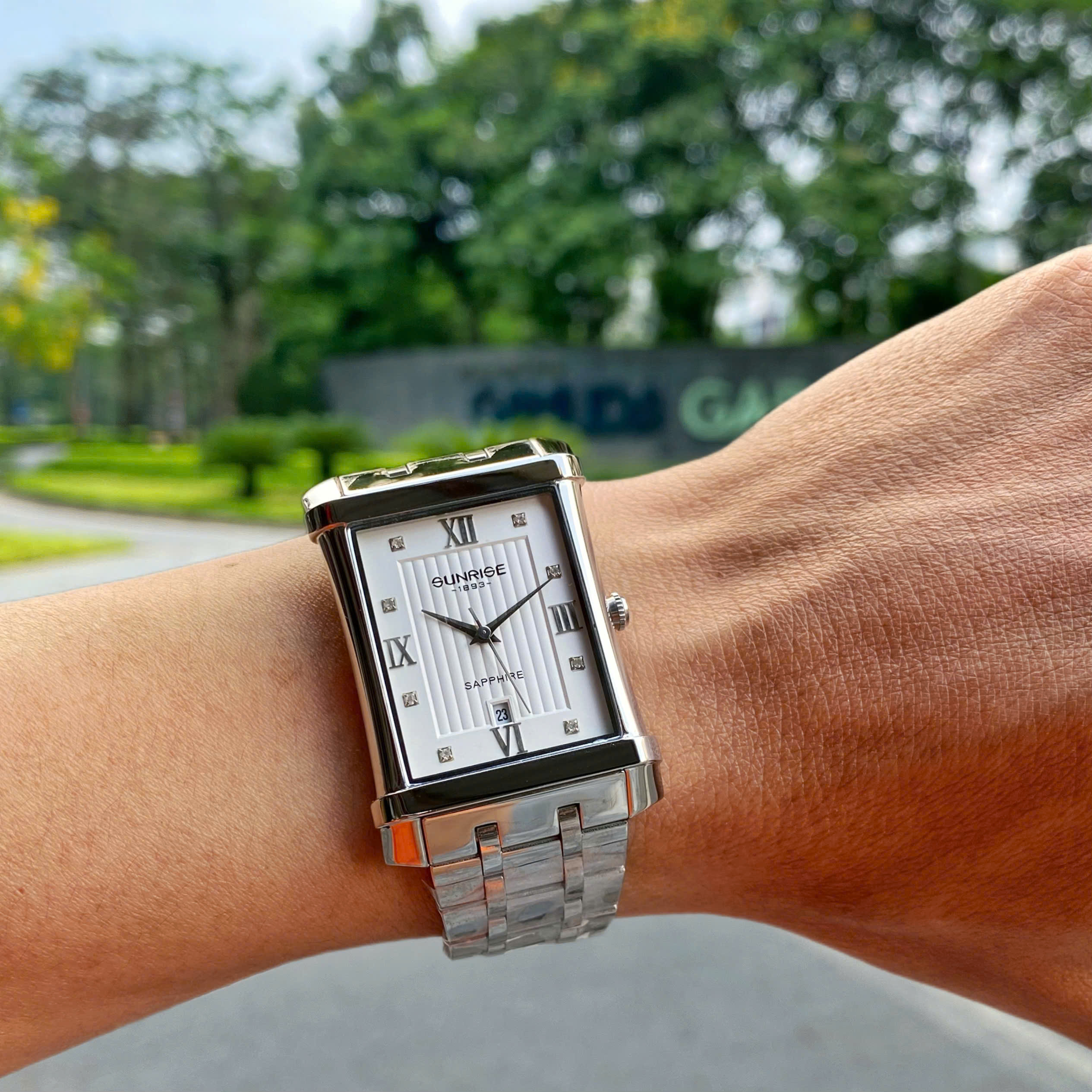 Đồng Hồ Nam Sunrise 1238SA - Biểu Tượng Của Sự Sang Trọng & Đẳng Cấp