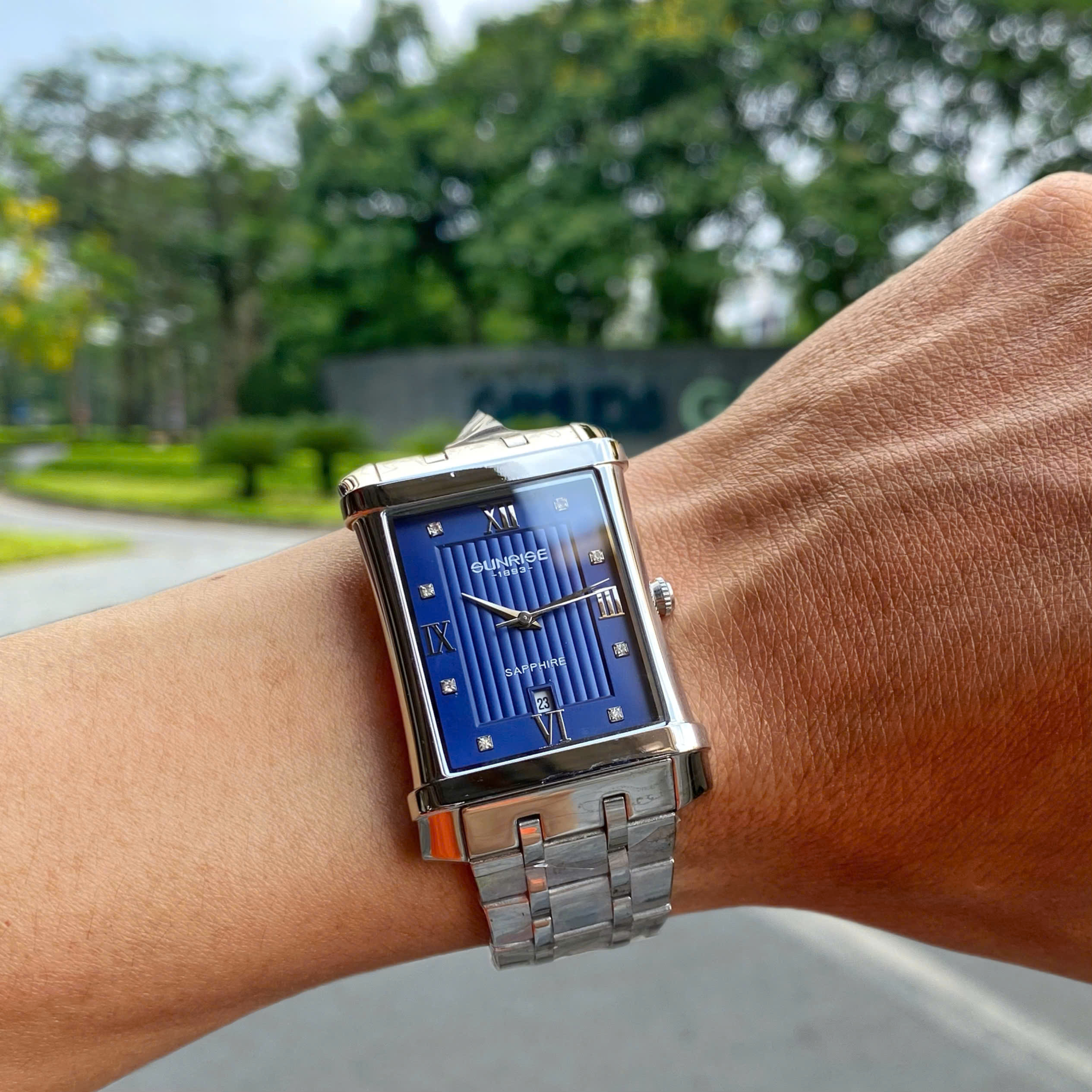 Đồng Hồ Nam Sunrise 1238SA - Biểu Tượng Của Sự Sang Trọng & Đẳng Cấp