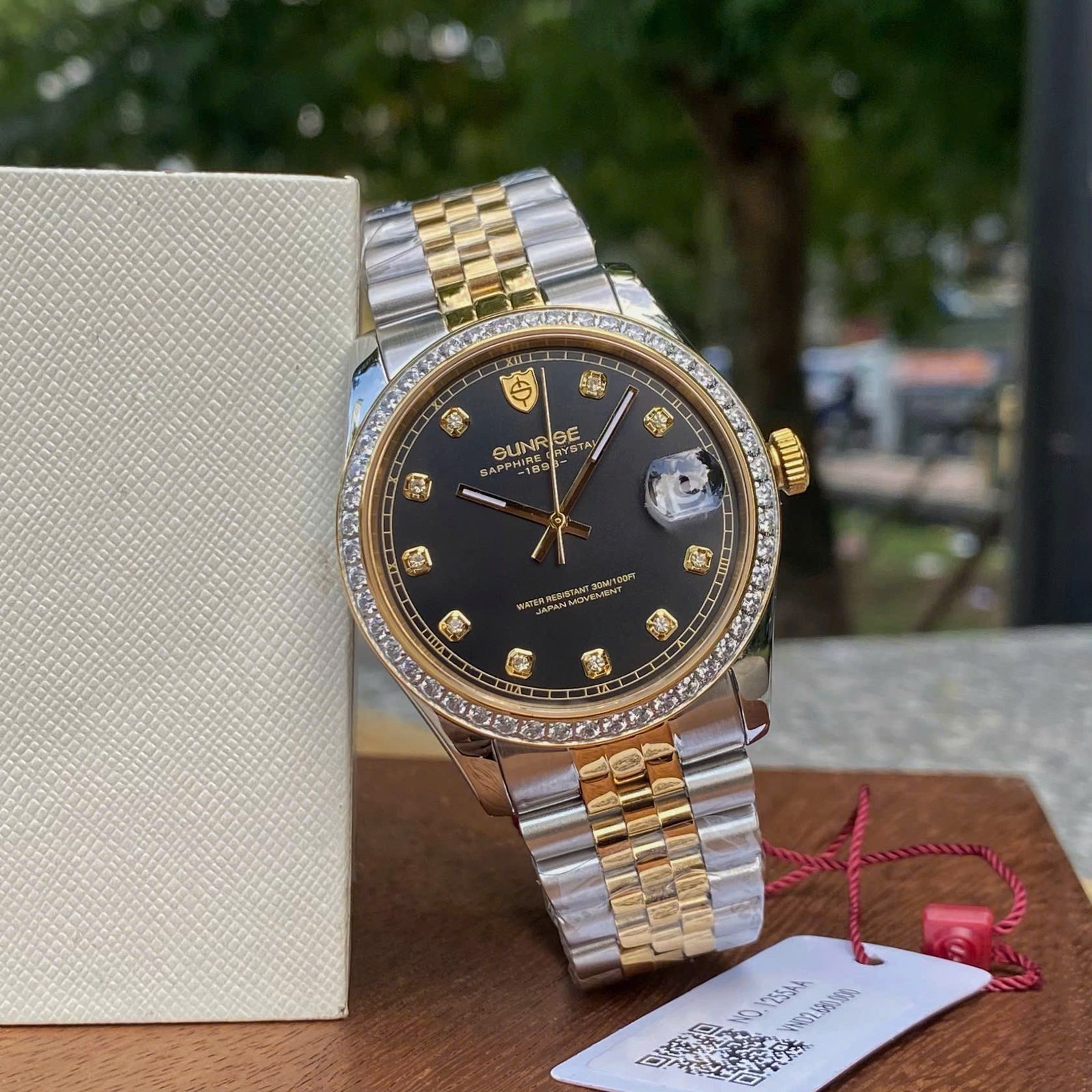 Sunrise 1255AA: Tuyệt Phẩm Tiểu Rolex – Đẳng Cấp Quý Ông Thành Đạt