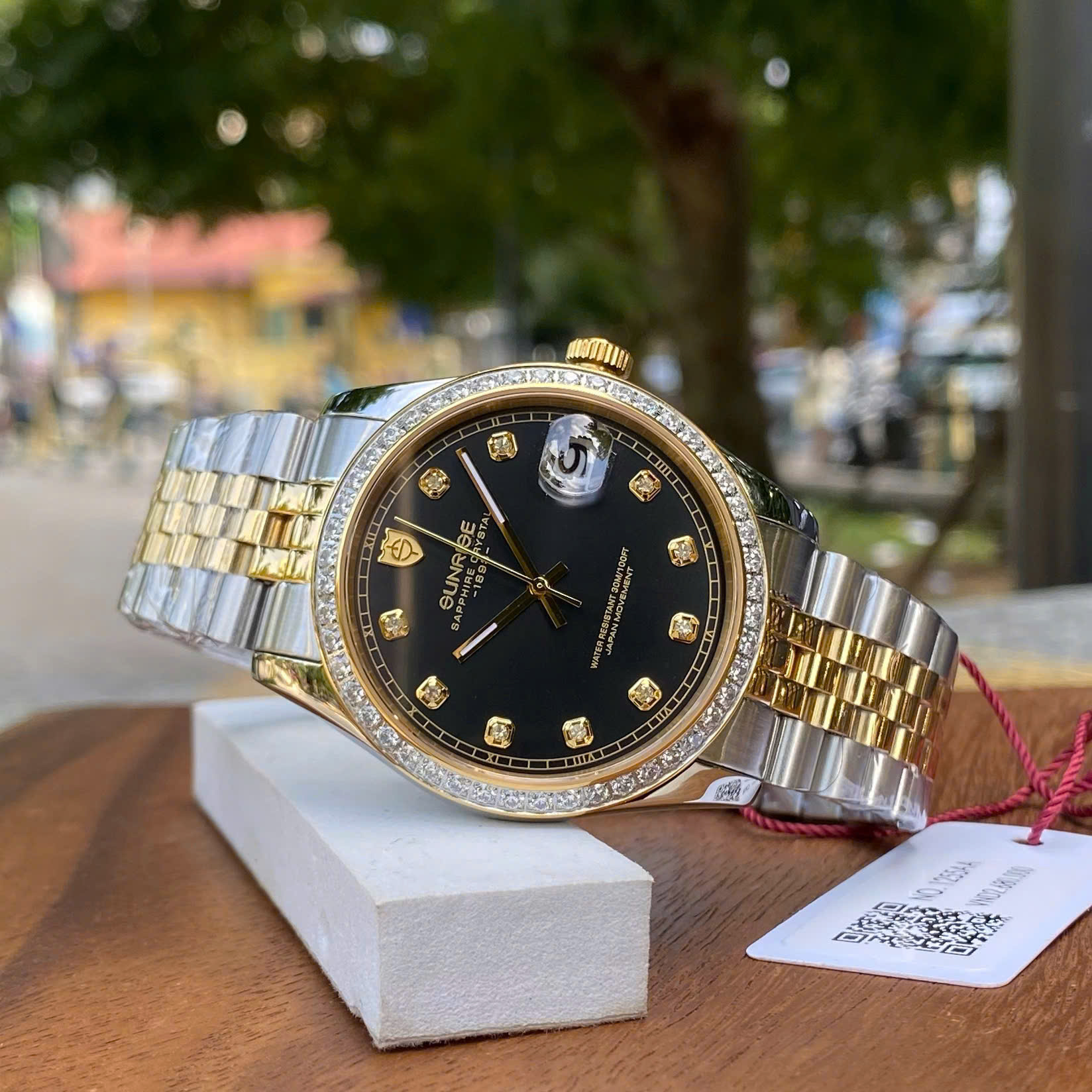 Sunrise 1255AA: Tuyệt Phẩm Tiểu Rolex – Đẳng Cấp Quý Ông Thành Đạt