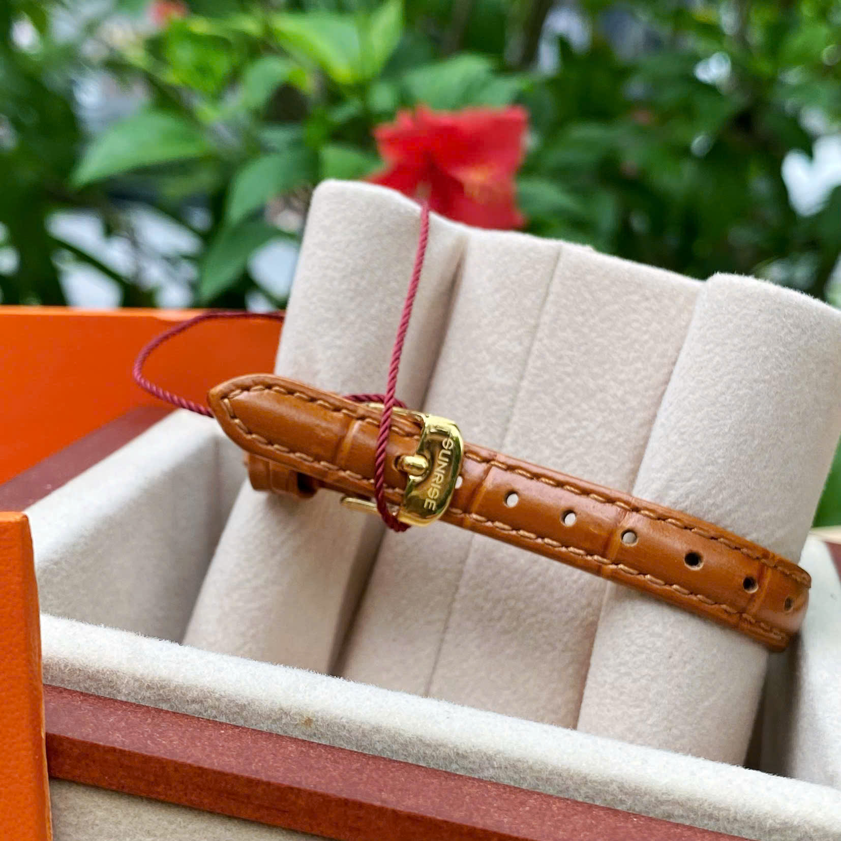 ĐỒNG HỒ ĐÔI SUNRISE DÂY DA 1257PA và 2257PA CHÍNH HÃNG