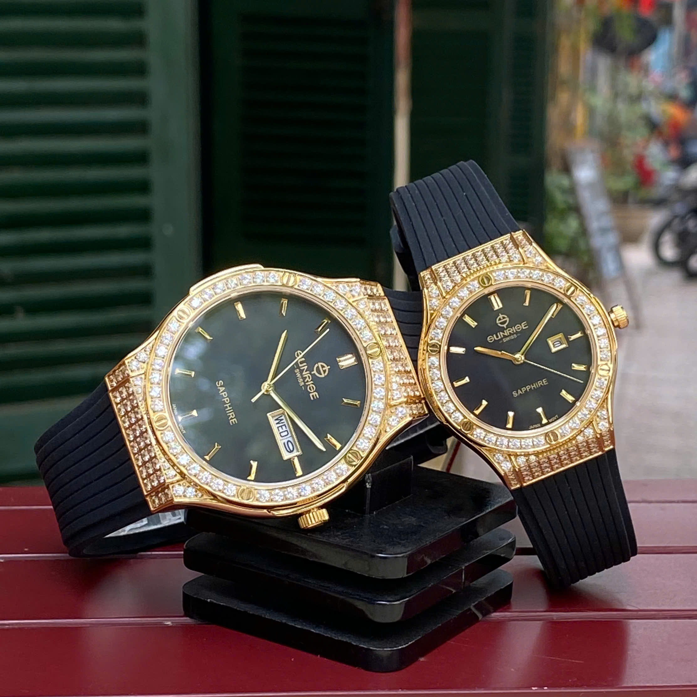 Cặp Đôi Sunrise 1310CA - Biểu Tượng Tình Yêu Thượng Lưu & Thời Trang