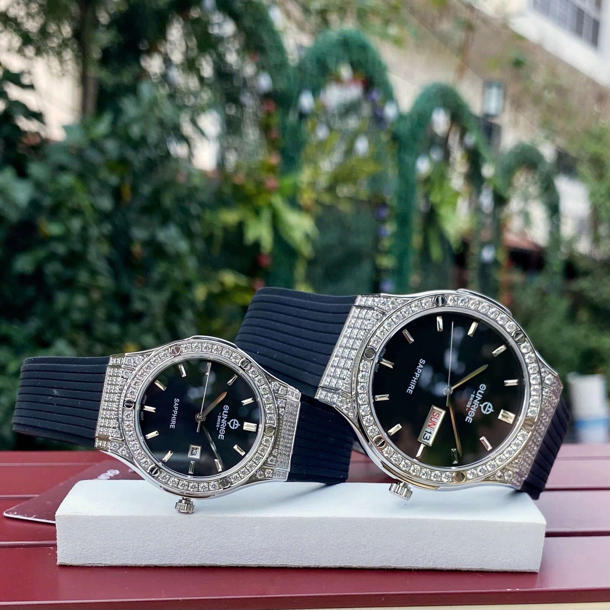 Cặp Đôi Sunrise 1310CA - Biểu Tượng Tình Yêu Thượng Lưu & Thời Trang