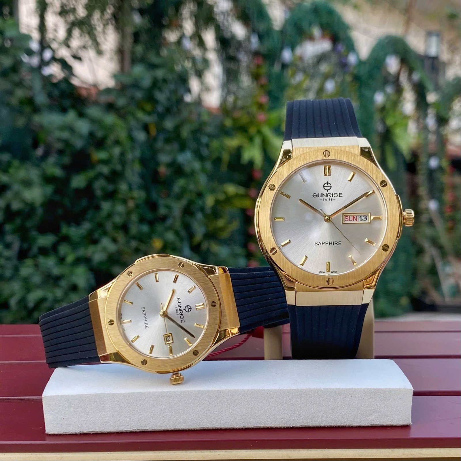 Đồng hồ tình nhân Sunrise 1310JA nổi bật với phong cách Luxury Sport Watch