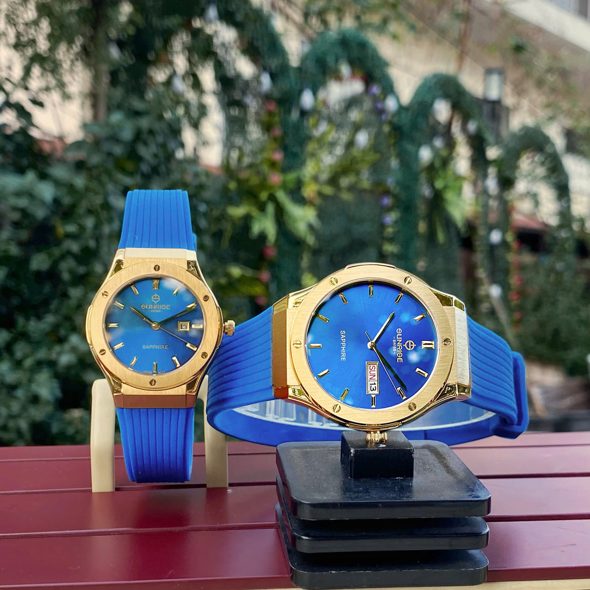 Đồng hồ tình nhân Sunrise 1310JA nổi bật với phong cách Luxury Sport Watch
