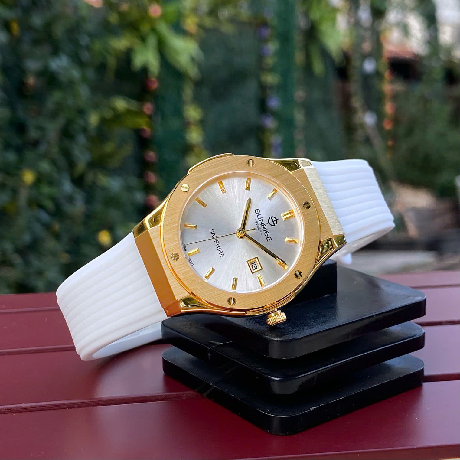 Đồng Hồ Nữ Sunrise 1310JA - Tiểu Hublot Cá Tính