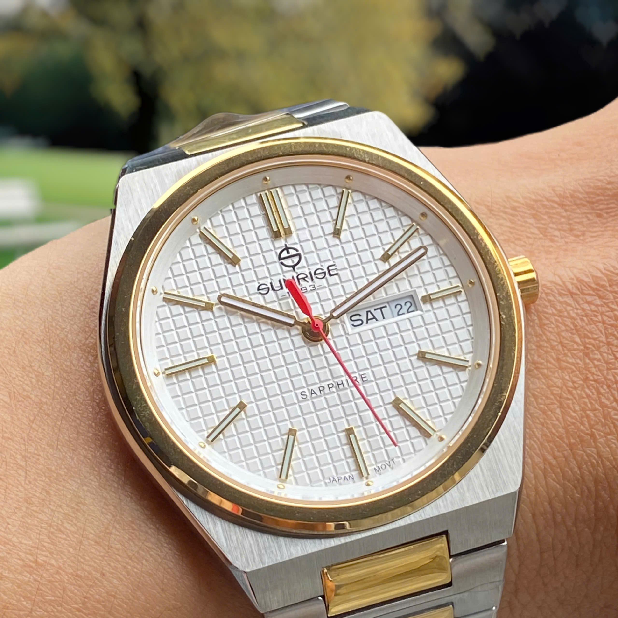 Sunrise 1331SA - Đồng Hồ Phong Cách AP Royal Oak Đẳng Cấp | Kính Sapphire, Máy Nhật