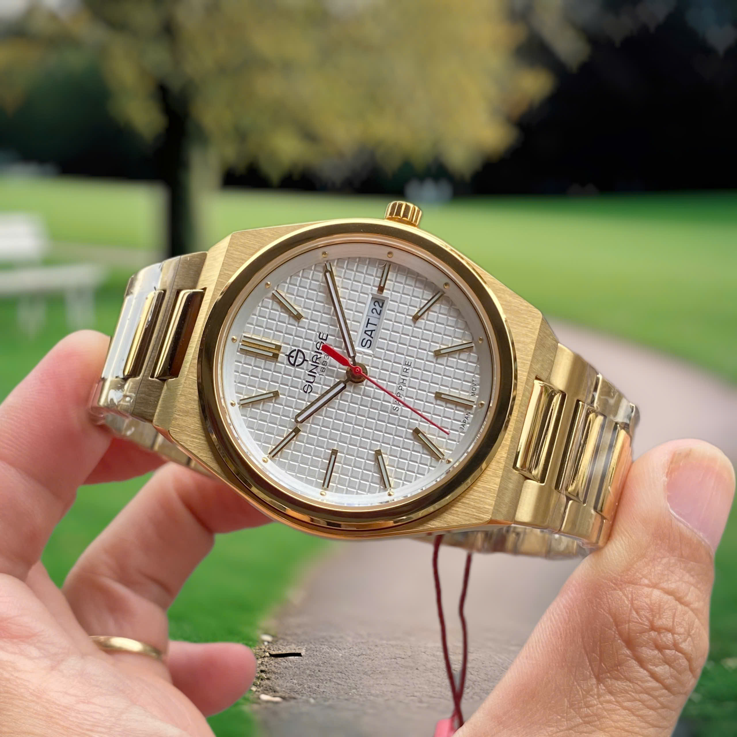 Sunrise 1331SA - Đồng Hồ Phong Cách AP Royal Oak Đẳng Cấp | Kính Sapphire, Máy Nhật