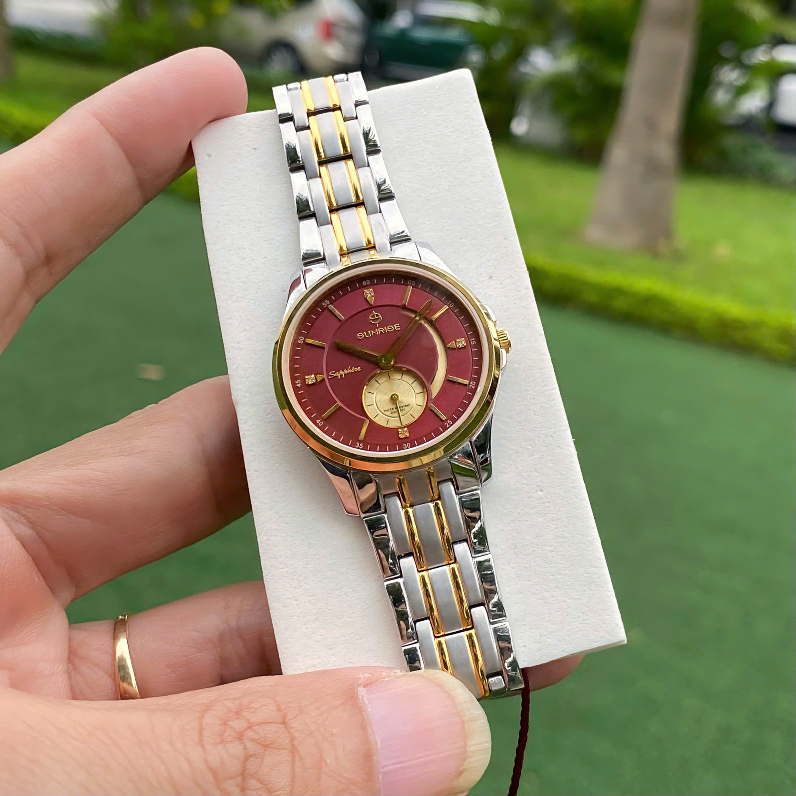 Đồng Hồ Nữ Sunrise 2120SA