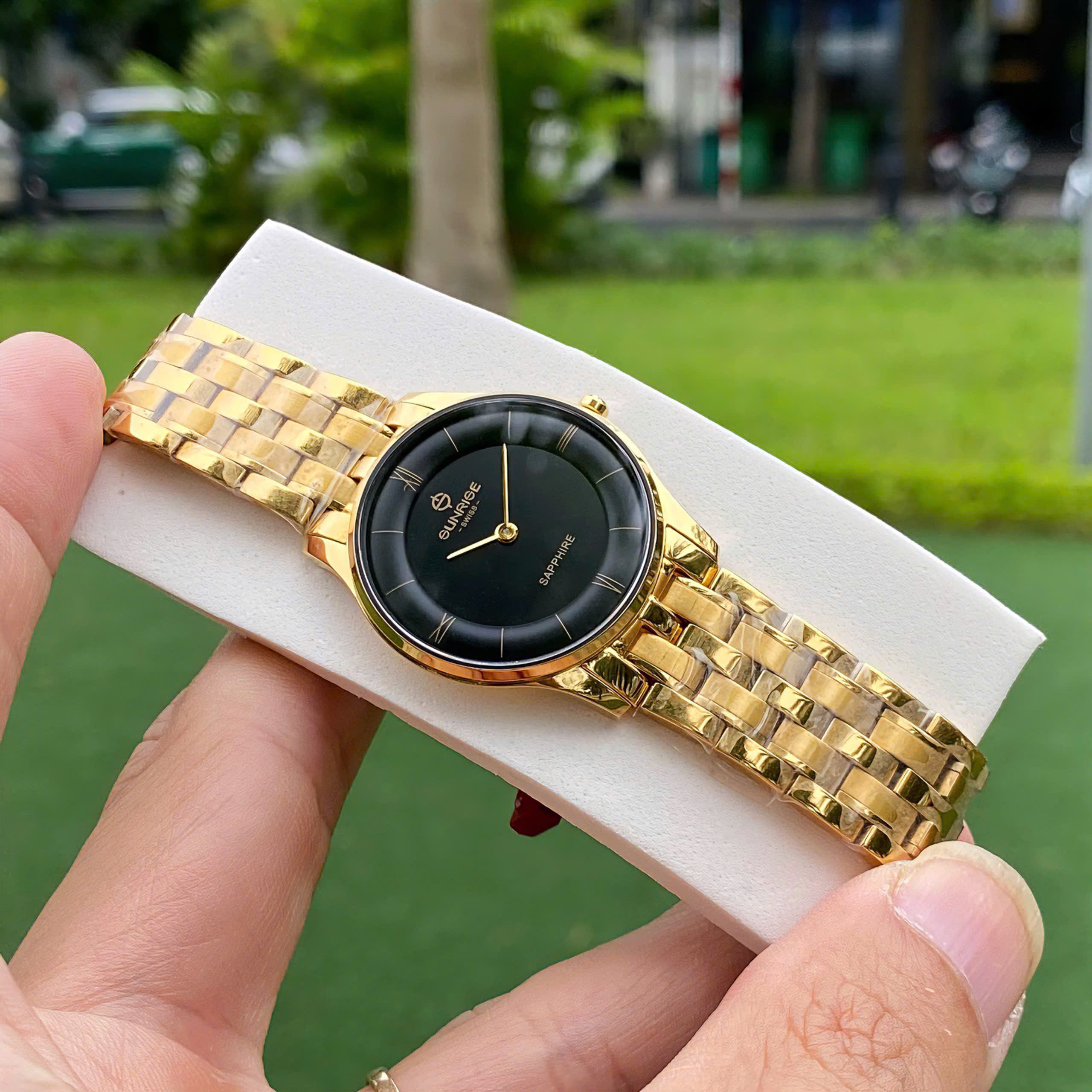 Đồng Hồ Nữ Sunrise Siêu Mỏng 2126SA Chính Hãng