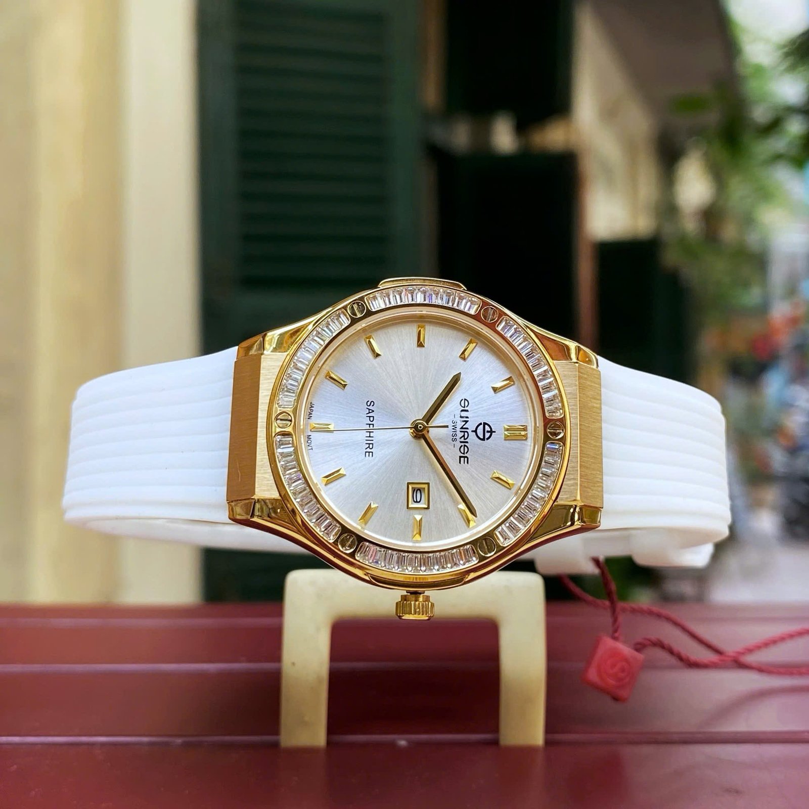 Đồng Hồ Nữ Sunrise 2310CB - Luxury Sport Pha Lê Lấp Lánh