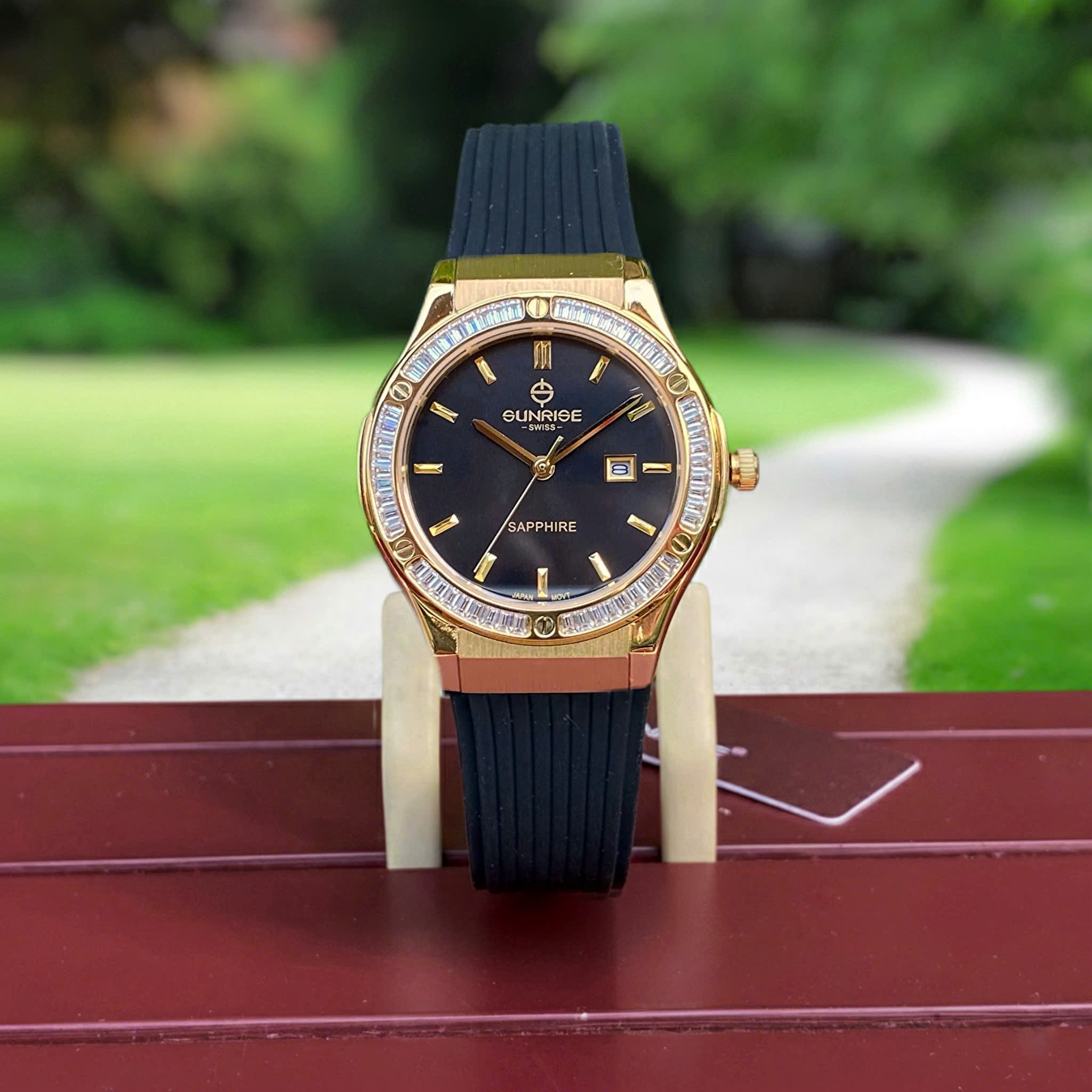 Đồng Hồ Nữ Sunrise 2310CB - Luxury Sport Pha Lê Lấp Lánh