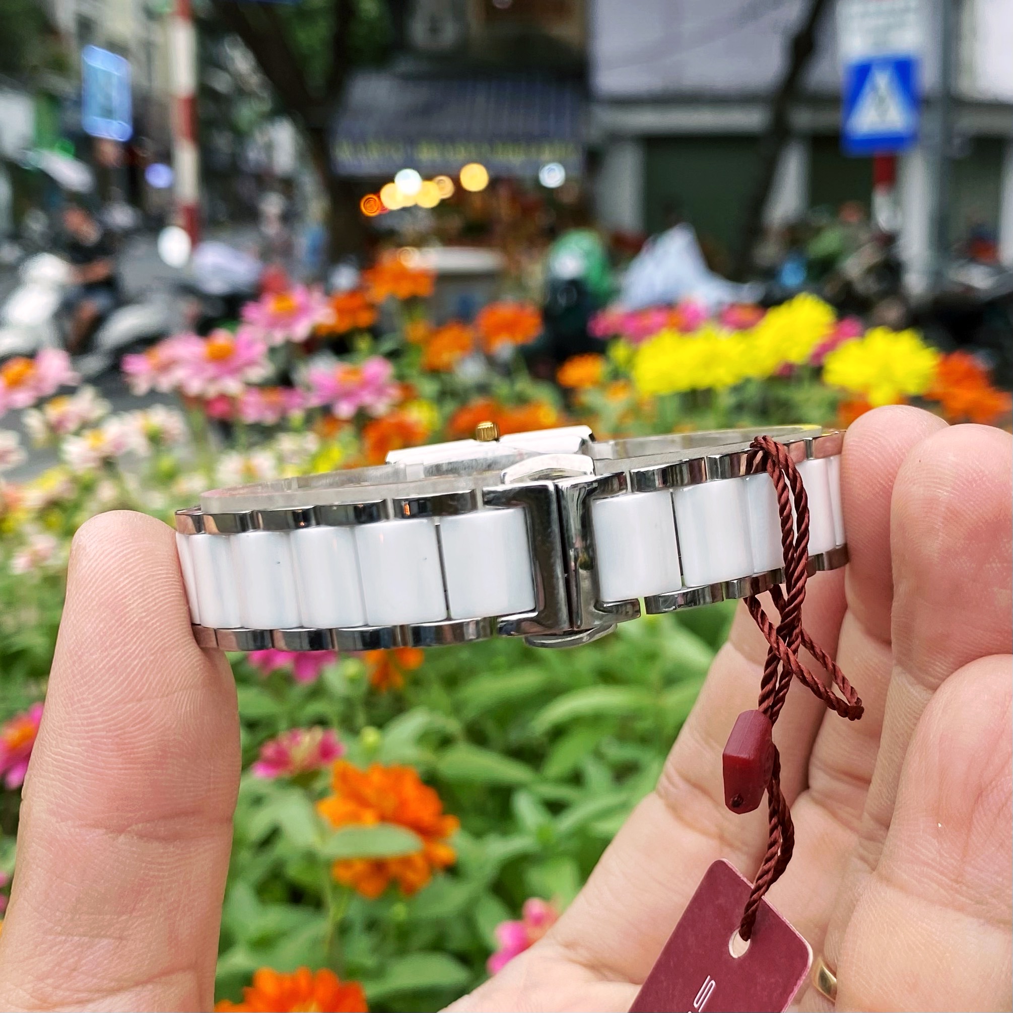 Đồng Hồ Sunrise Nữ Mặt Vuông SL8031.2112