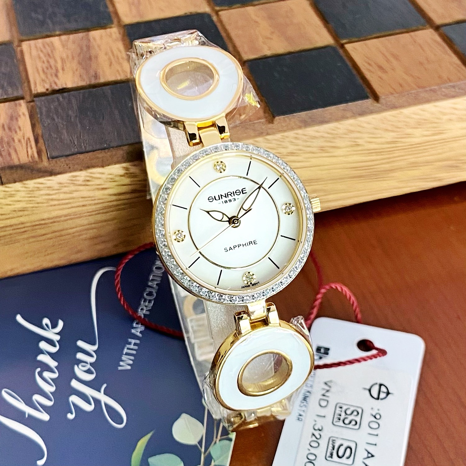 Đồng Hồ Sunrise Lắc 9011AA