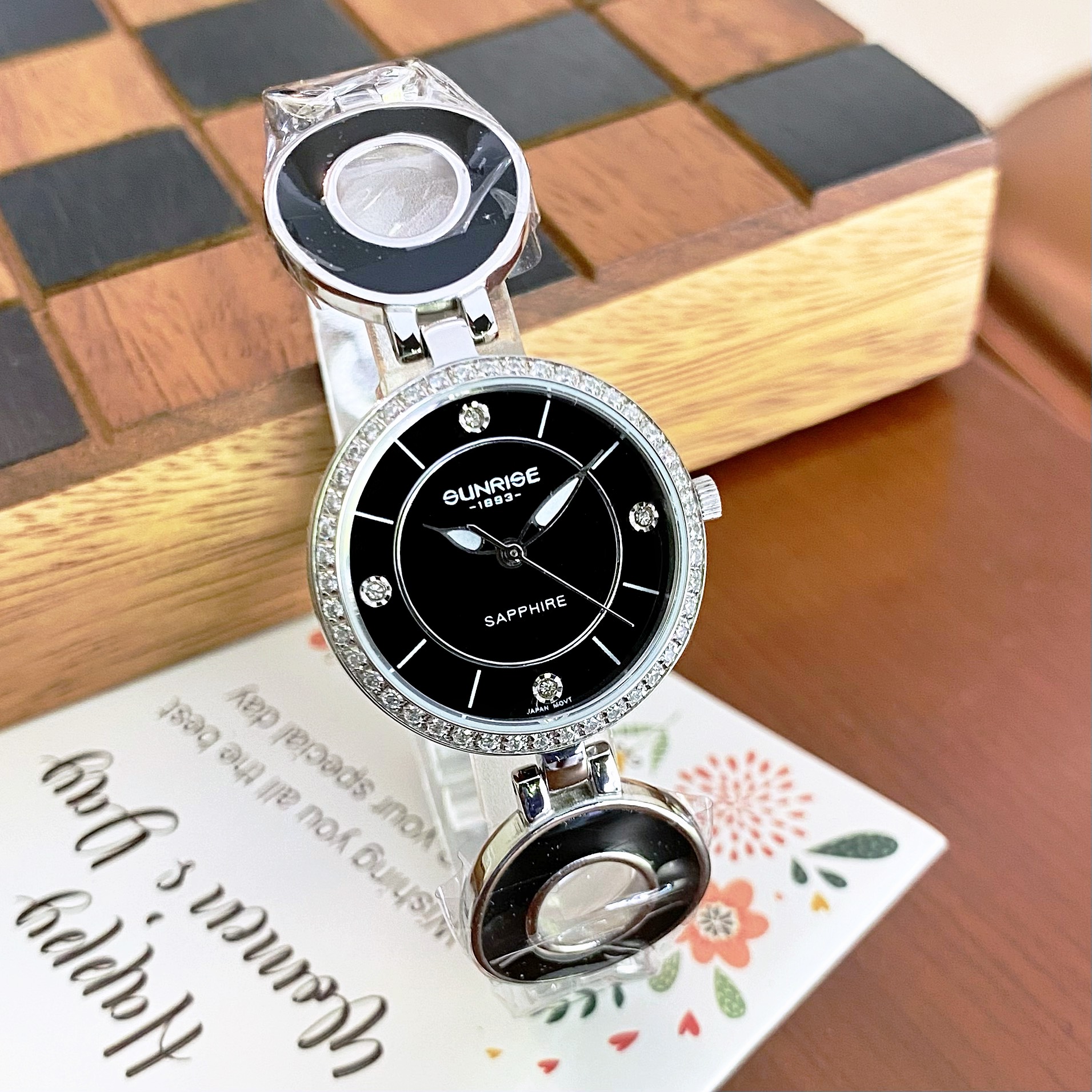 Đồng Hồ Sunrise Lắc 9011AA