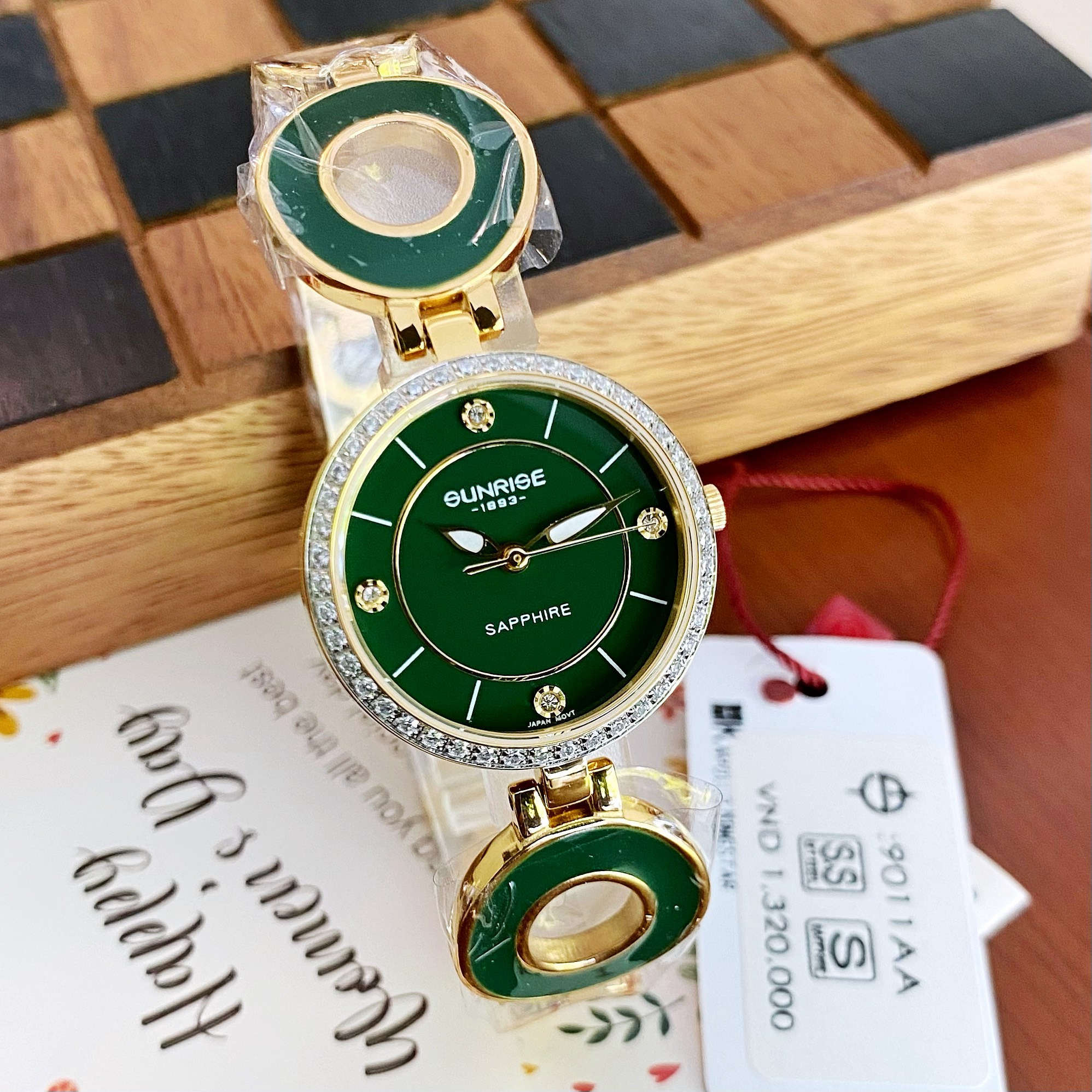 Đồng Hồ Sunrise Lắc 9011AA