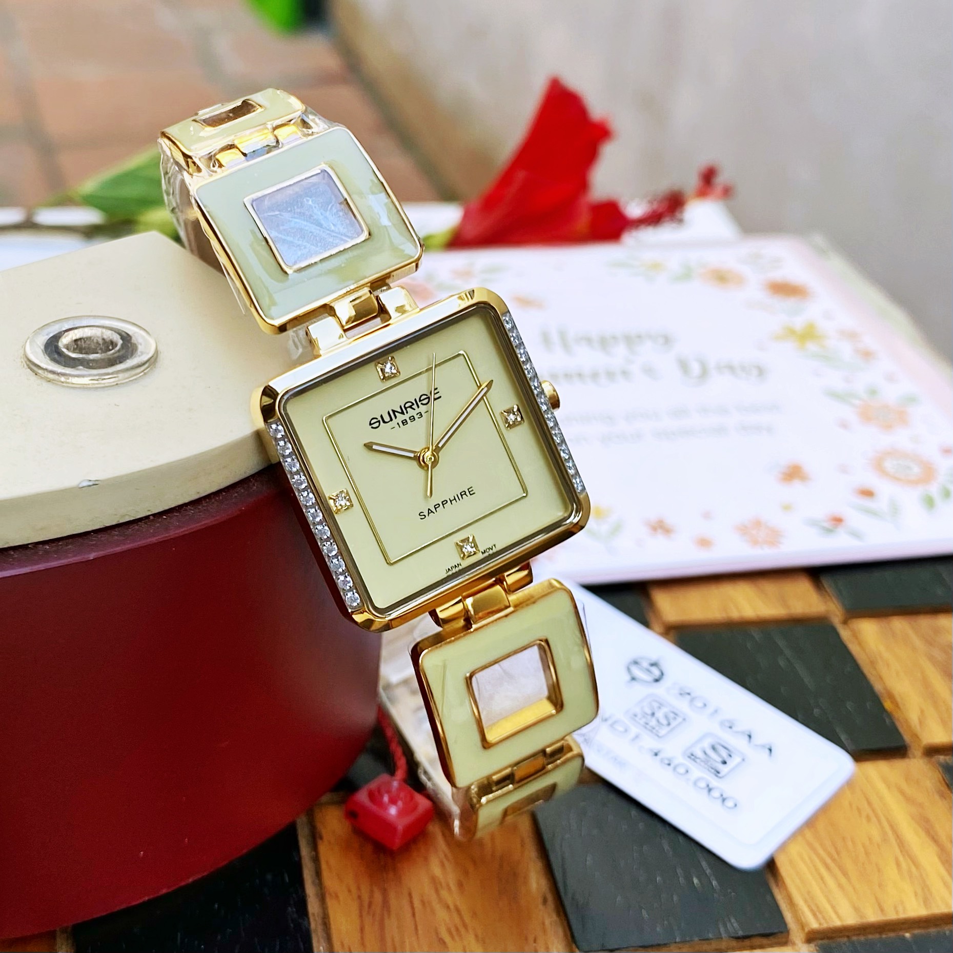 Đồng Hồ Lắc Nữ Sunrise 9016AA