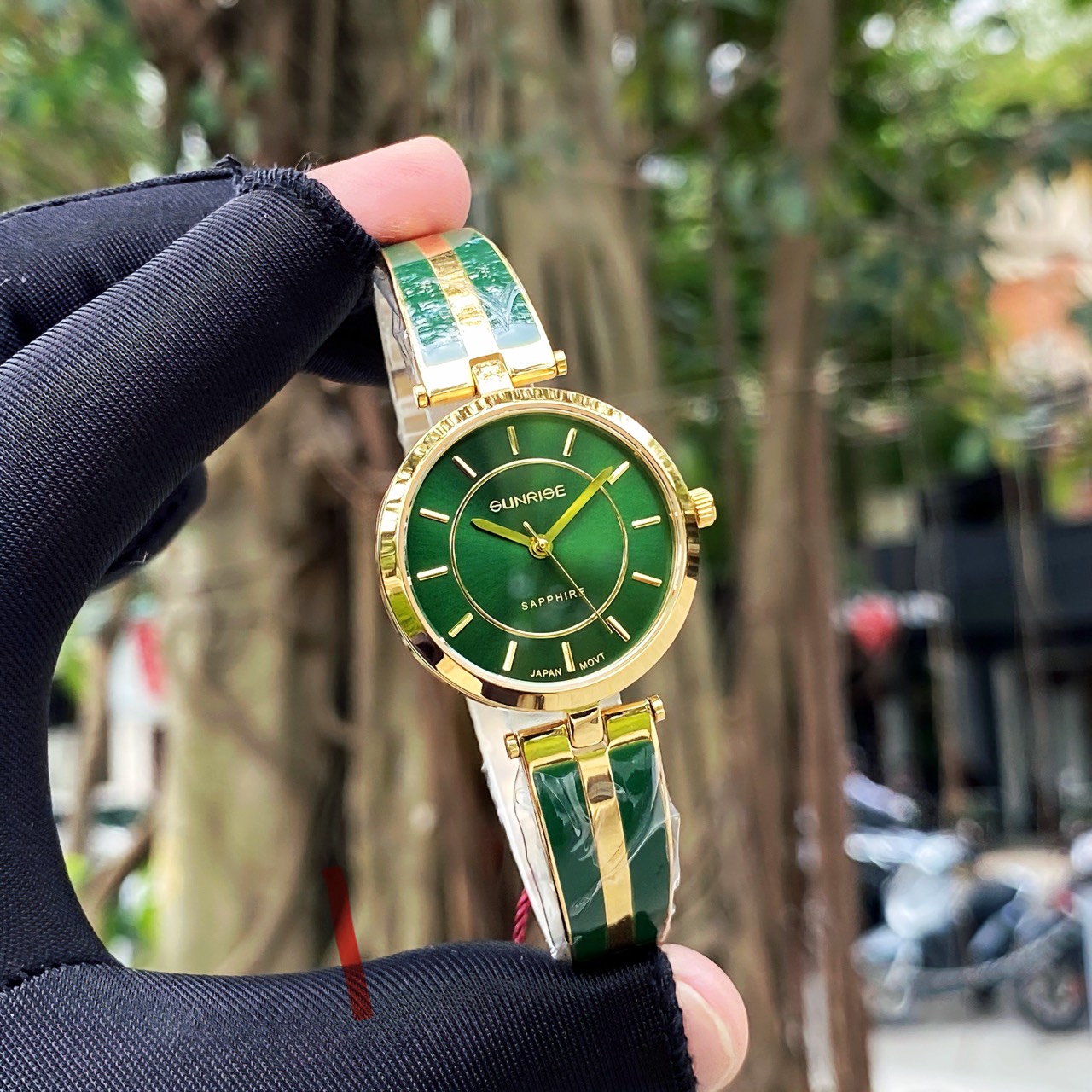 ĐỒNG HỒ LẮC TAY NỮ SUNRISE 9029A CHÍNH HÃNG