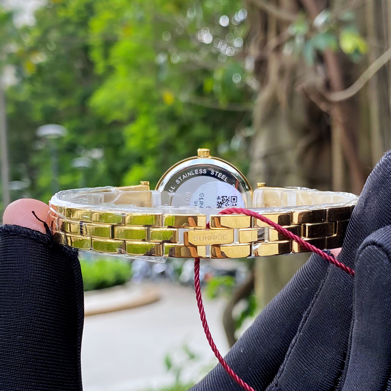 ĐỒNG HỒ LẮC TAY NỮ SUNRISE 9029A CHÍNH HÃNG