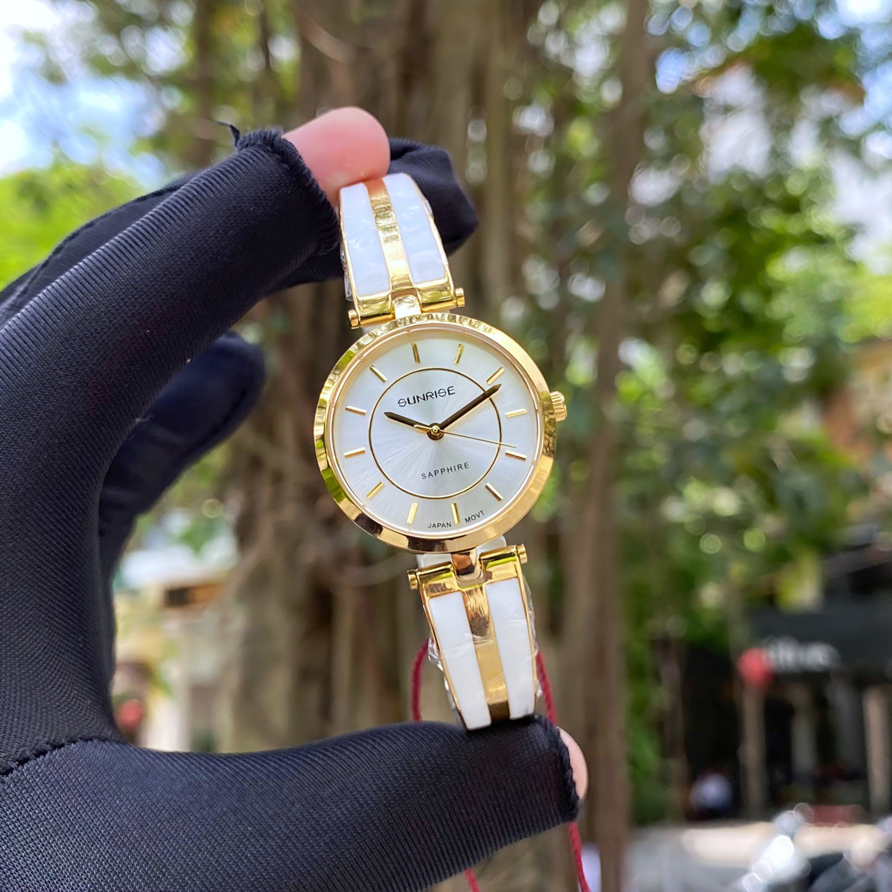 ĐỒNG HỒ LẮC TAY NỮ SUNRISE 9029A CHÍNH HÃNG