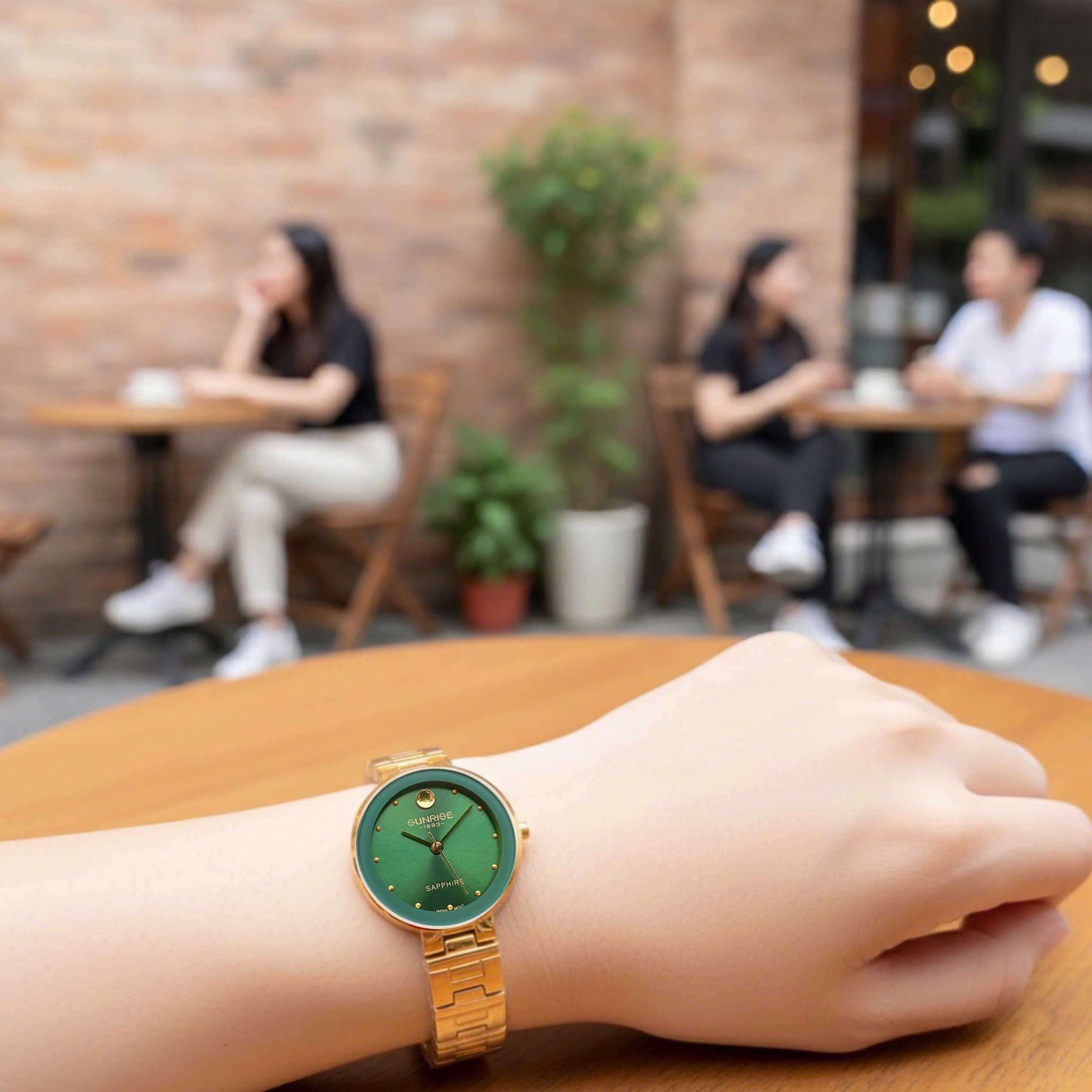 Đồng Hồ Nữ Sunrise 9949SA