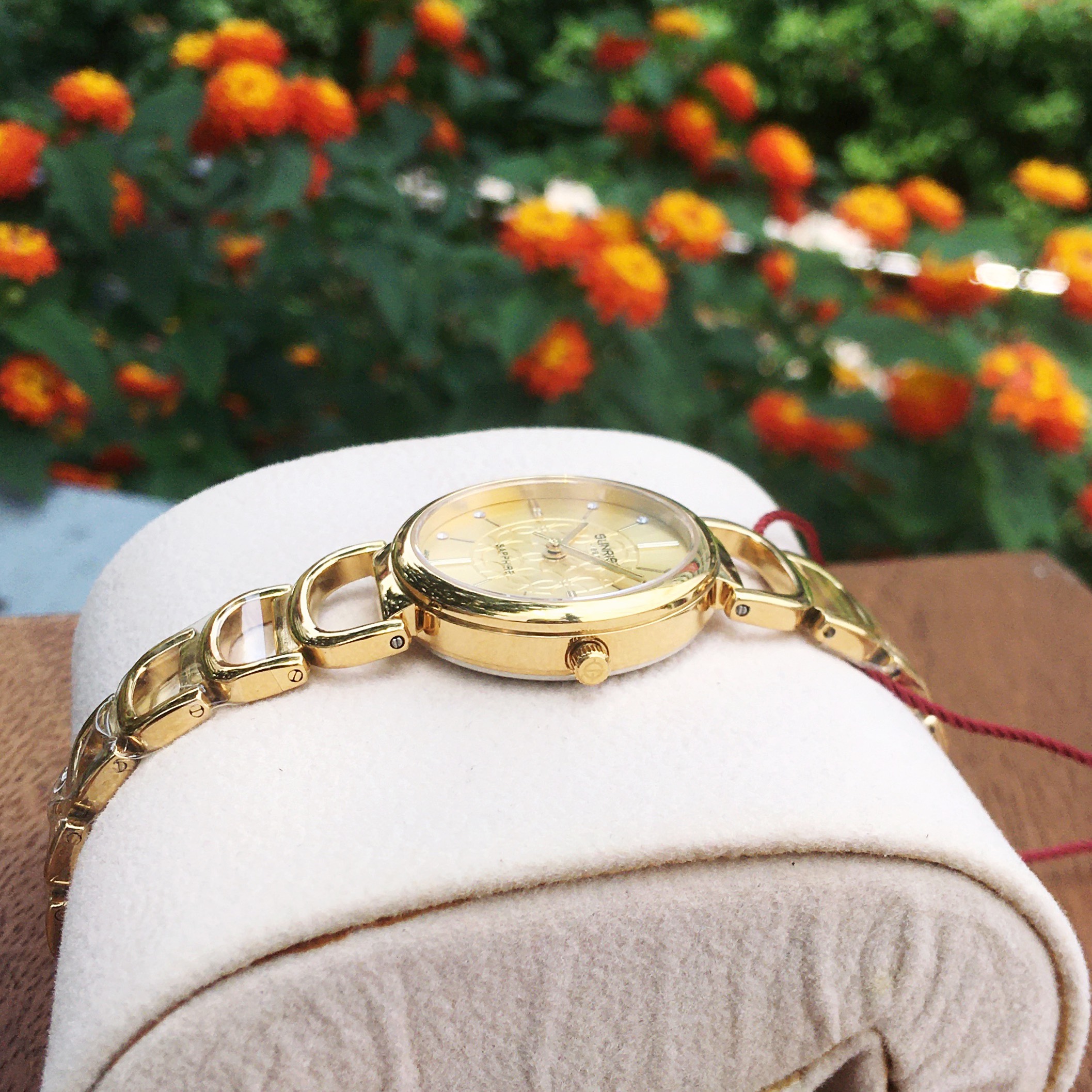 ĐỒNG HỒ LẮC NỮ SUNRISE 9997SA CHÍNH HÃNG