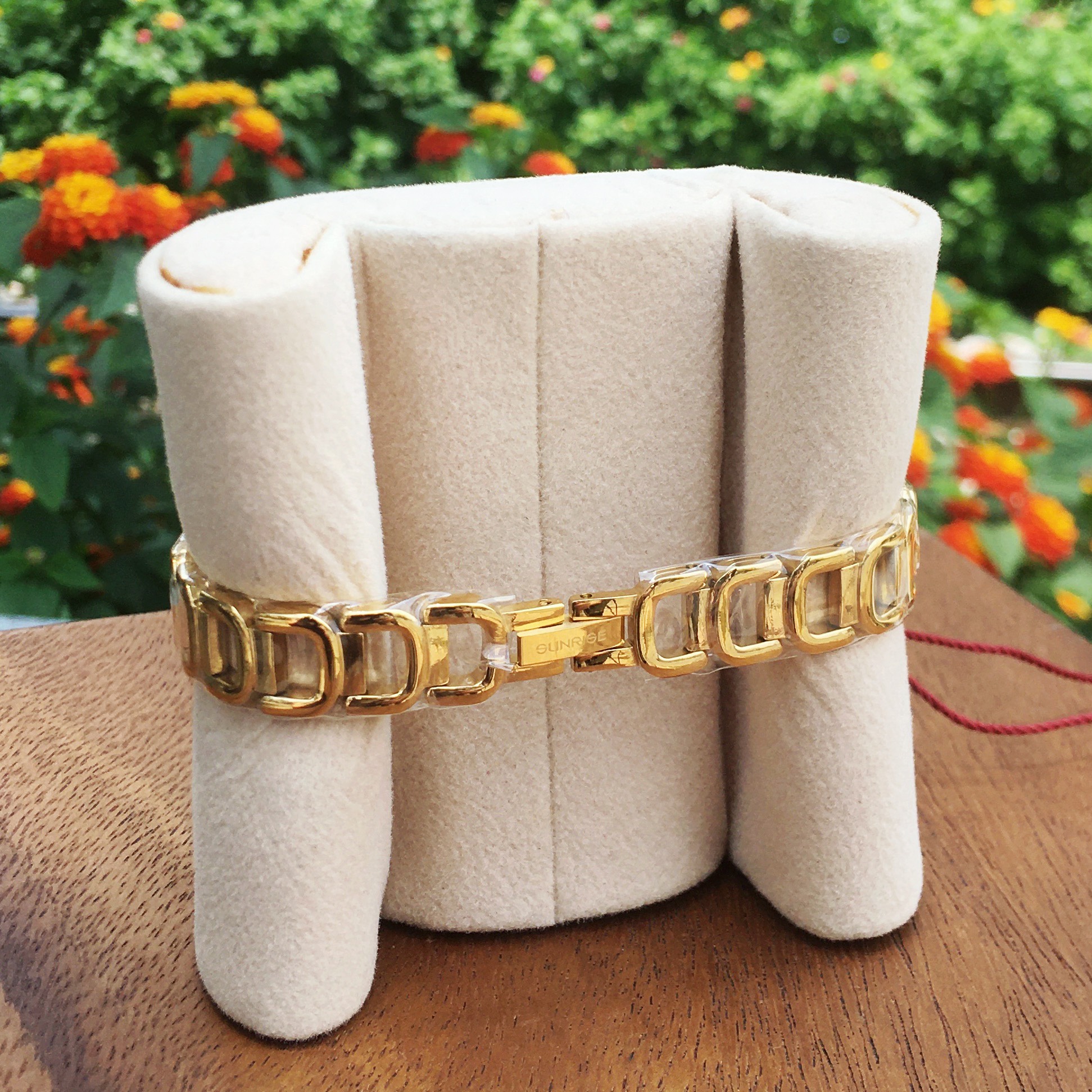 ĐỒNG HỒ LẮC NỮ SUNRISE 9997SA CHÍNH HÃNG