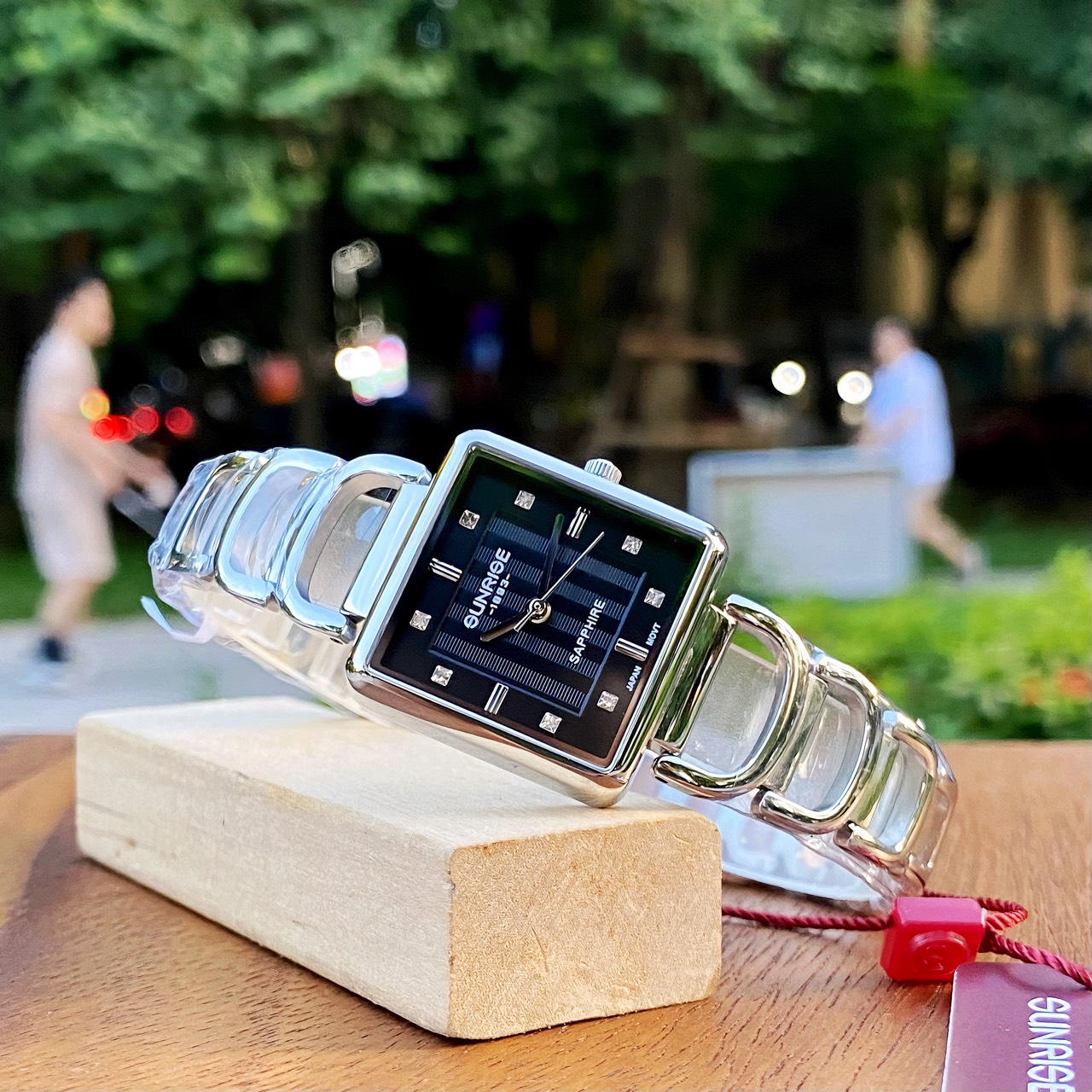 ĐỒNG HỒ LẮC TAY NỮ SUNRISE 9998SA CHÍNH HÃNG