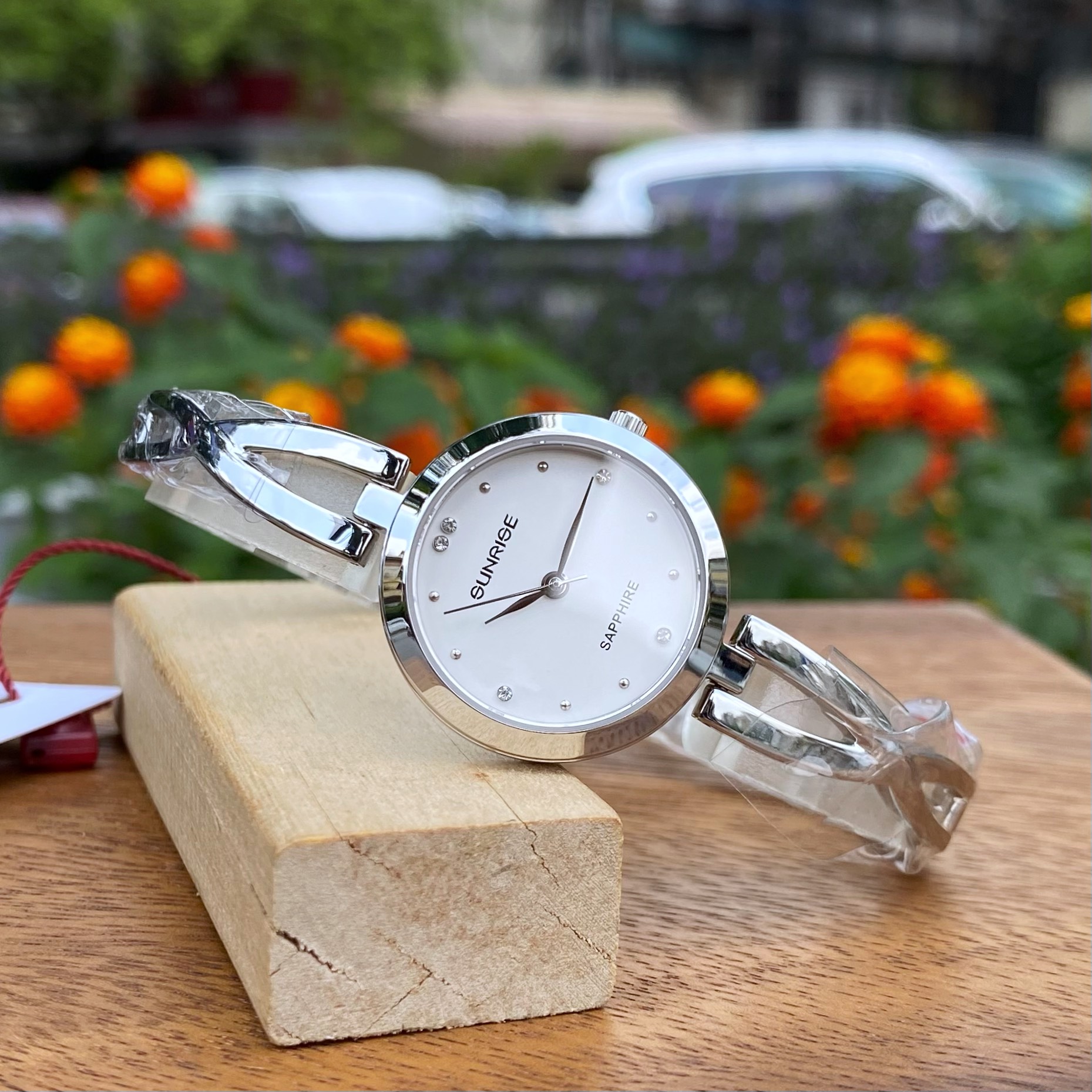 ĐỒNG HỒ LẮC NỮ SUNRISE SL715SWA CHÍNH HÃNG