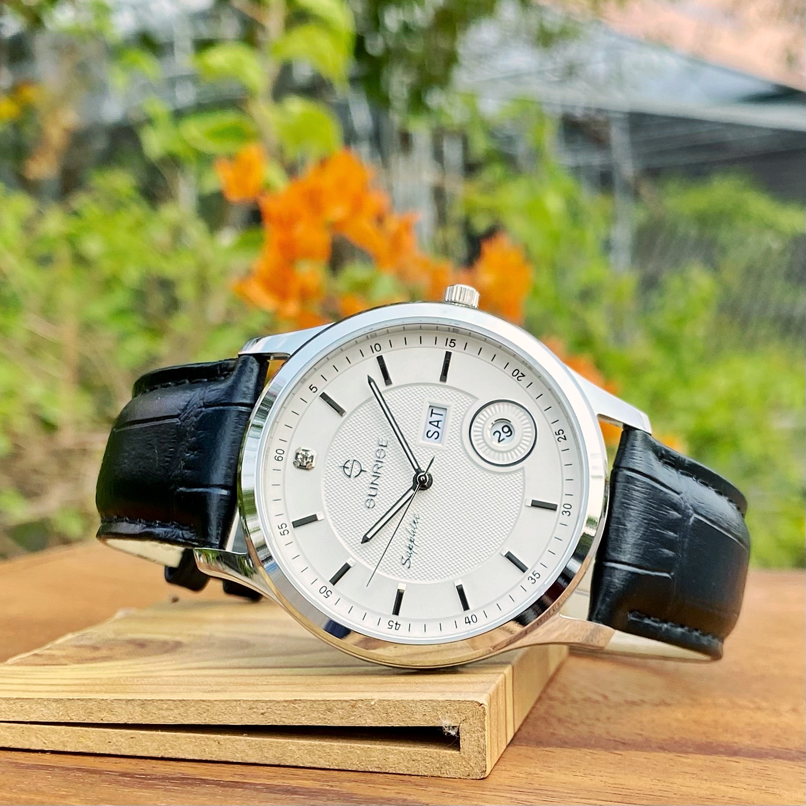 ĐỒNG HỒ NAM DÂY DA SUNRISE DM782PWA