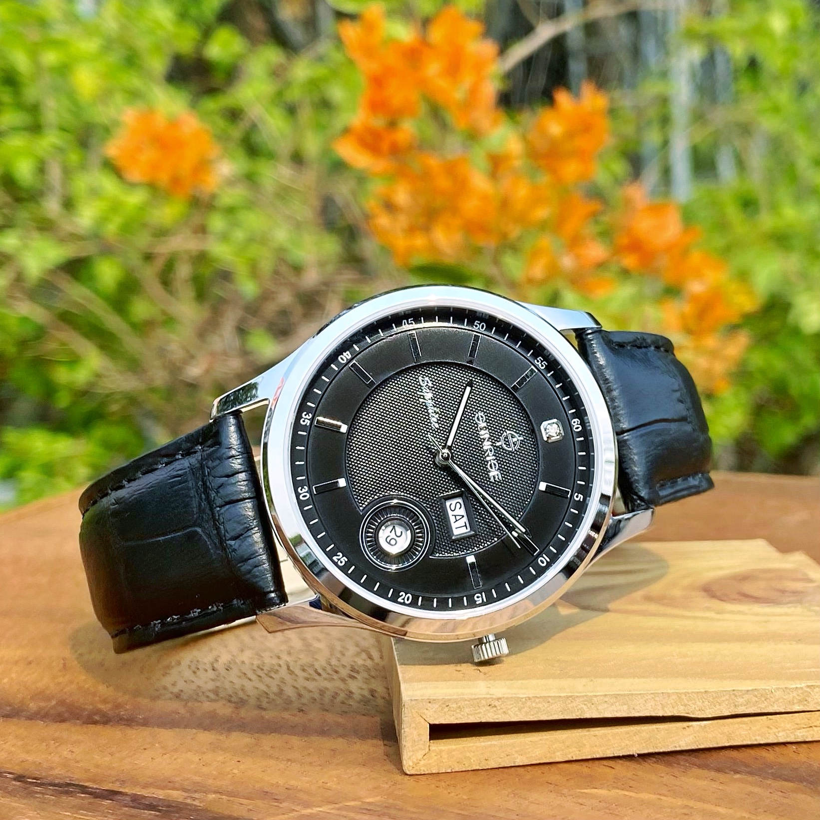 ĐỒNG HỒ NAM DÂY DA SUNRISE DM782PWA