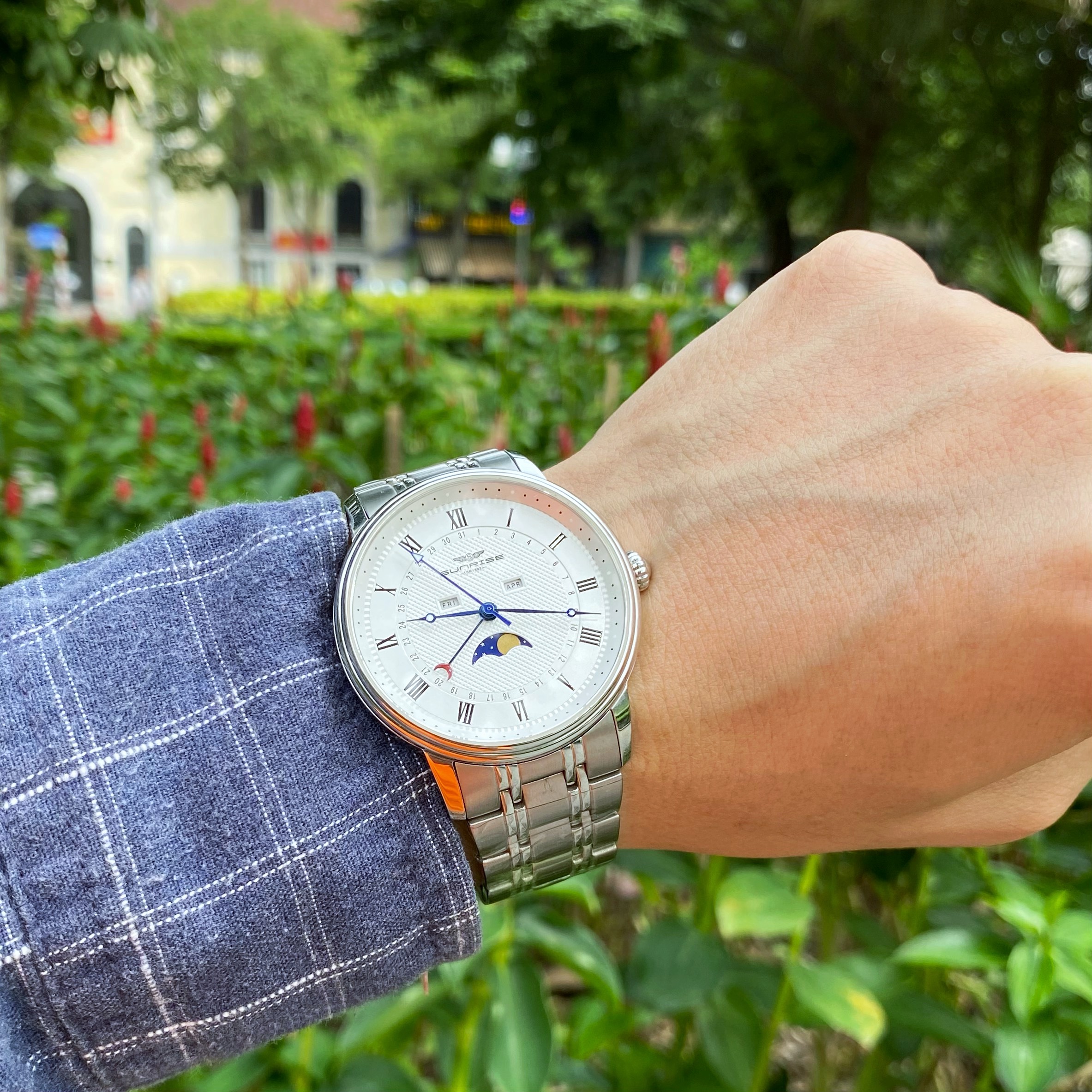 ĐỒNG HỒ NAM LỊCH TUẦN TRẮNG SUNRISE SG8762.1102