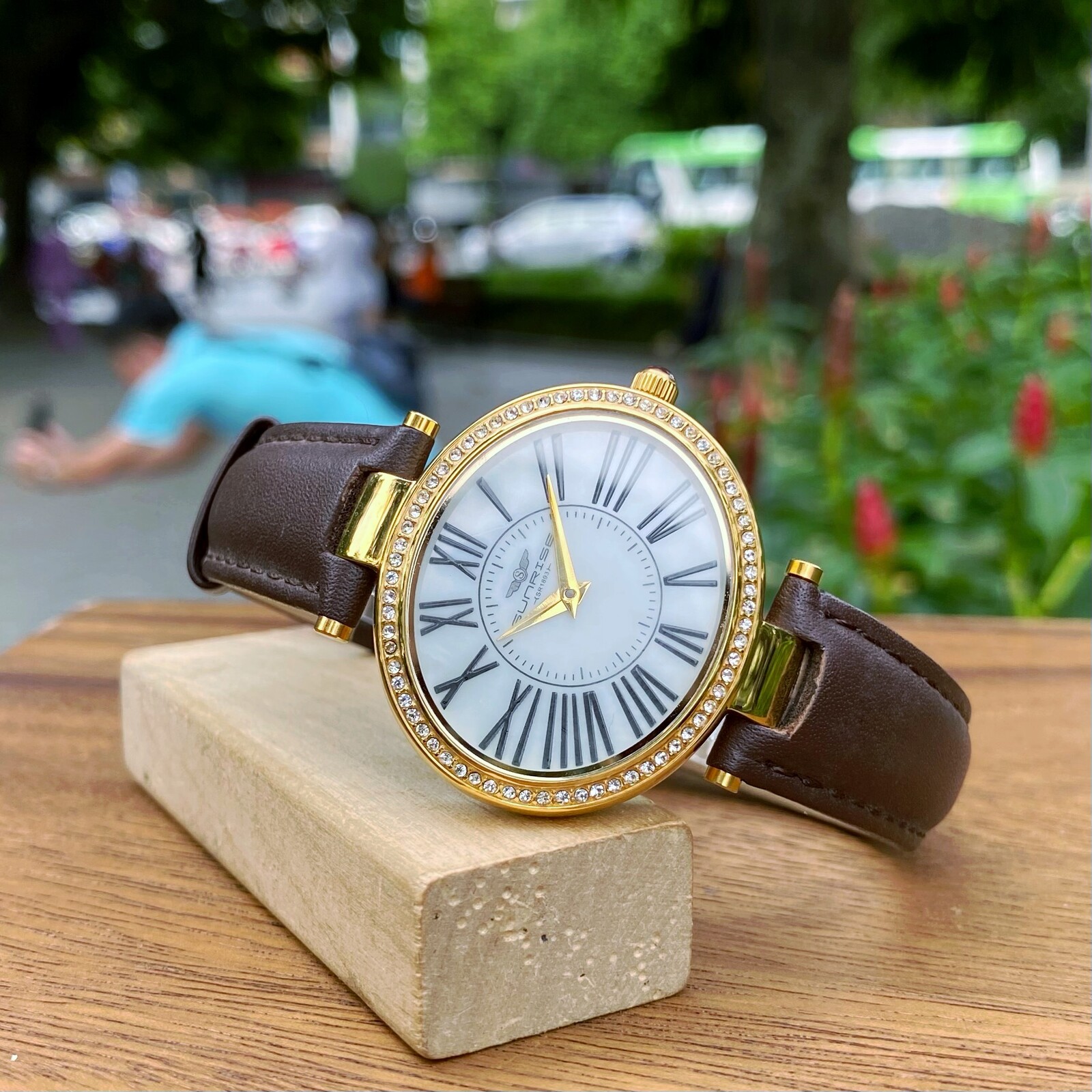 Đồng Hồ Sunrise mặt ô van SL1981.4908