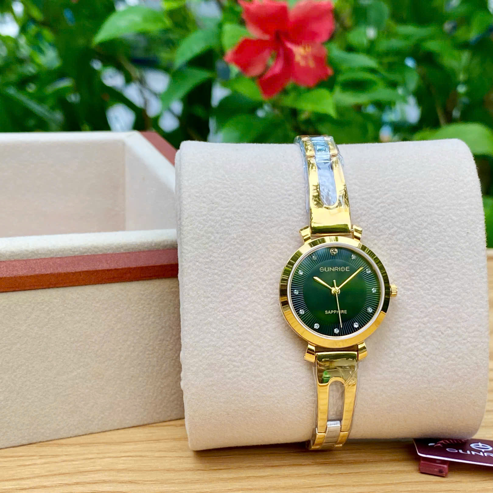 ĐỒNG HỒ LẮC NỮ SUNRISE SL727SWA CHÍNH HÃNG