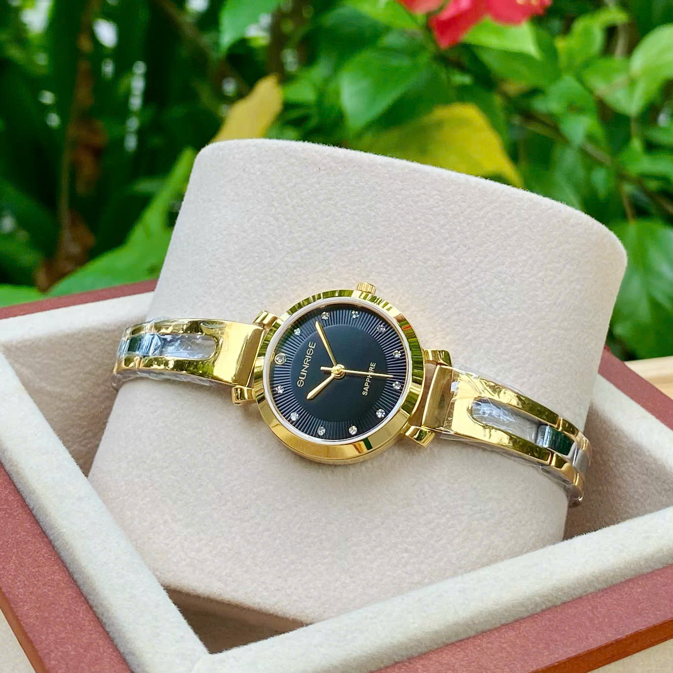 ĐỒNG HỒ LẮC NỮ SUNRISE SL727SWA CHÍNH HÃNG