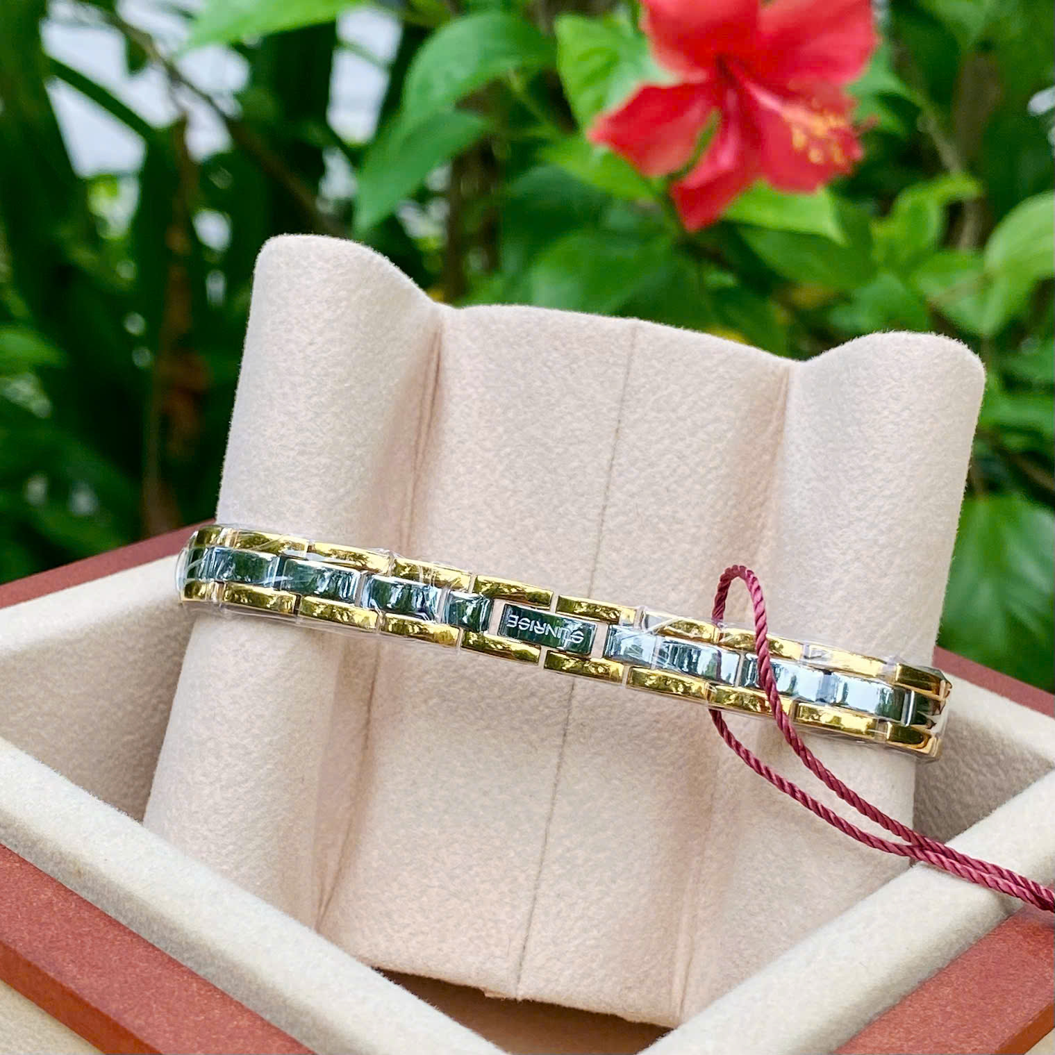 ĐỒNG HỒ LẮC NỮ SUNRISE SL727SWA CHÍNH HÃNG