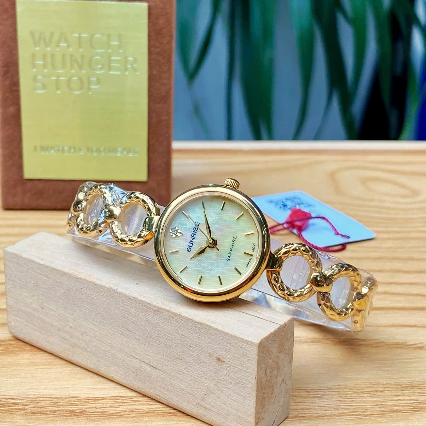 ĐỒNG HỒ LẮC NỮ SUNRISE SL9030SA CHÍNH HÃNG