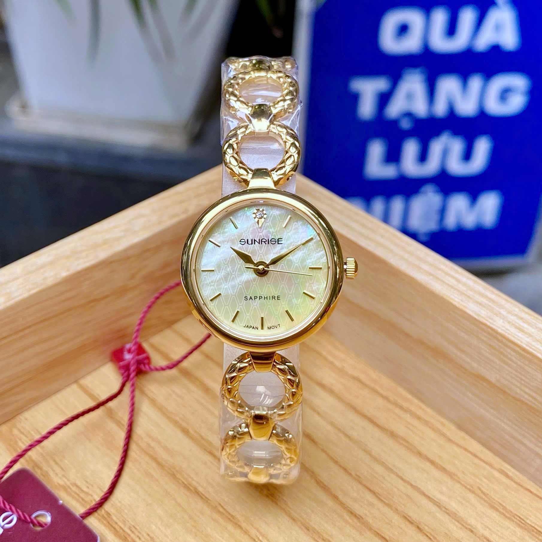 ĐỒNG HỒ LẮC NỮ SUNRISE SL9030SA CHÍNH HÃNG