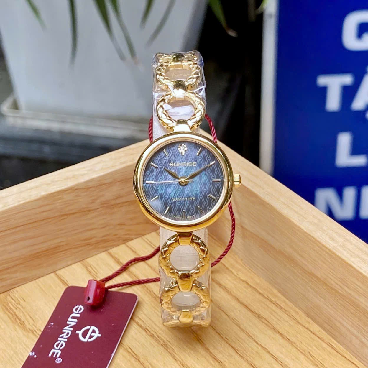 ĐỒNG HỒ LẮC NỮ SUNRISE SL9030SA CHÍNH HÃNG