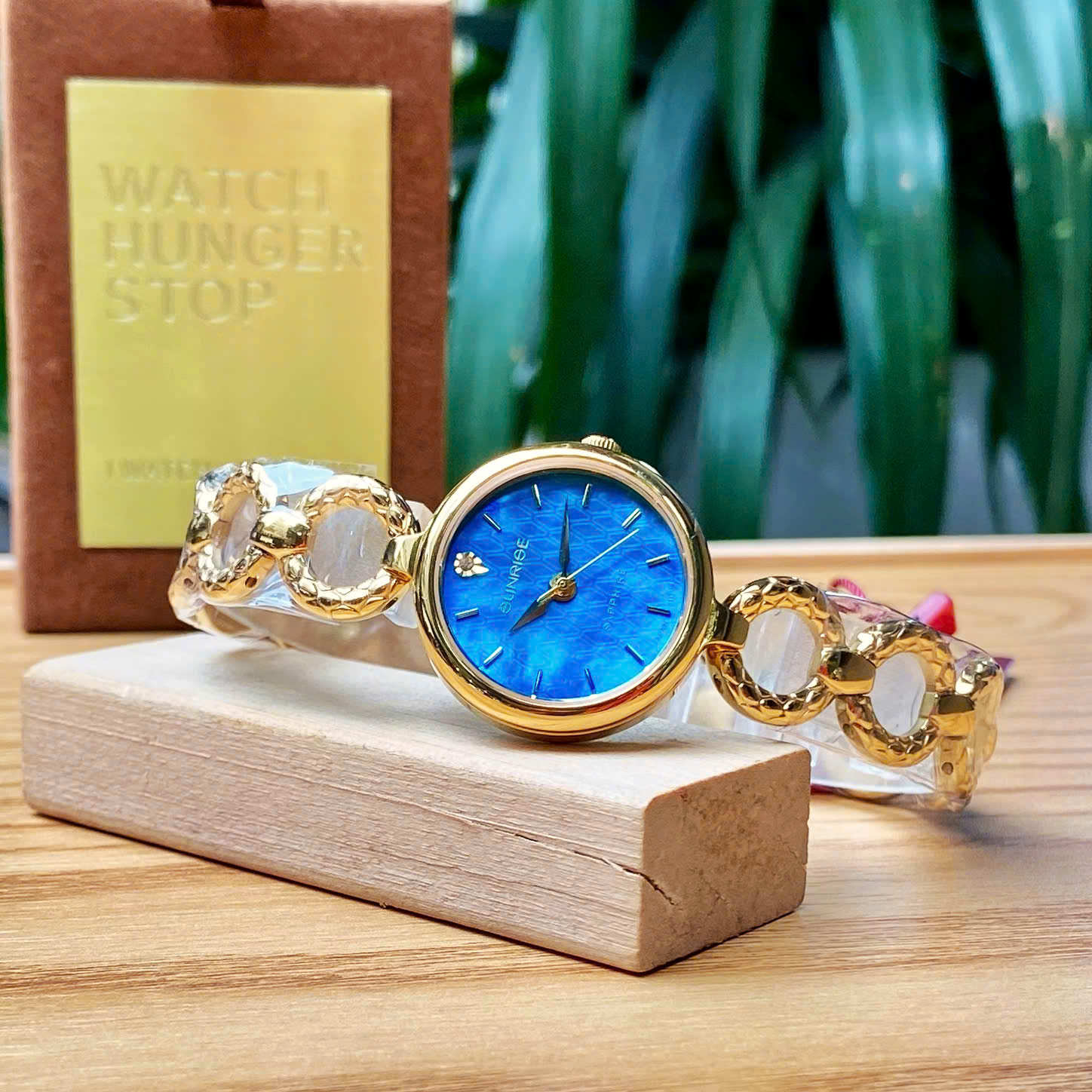 ĐỒNG HỒ LẮC NỮ SUNRISE SL9030SA CHÍNH HÃNG