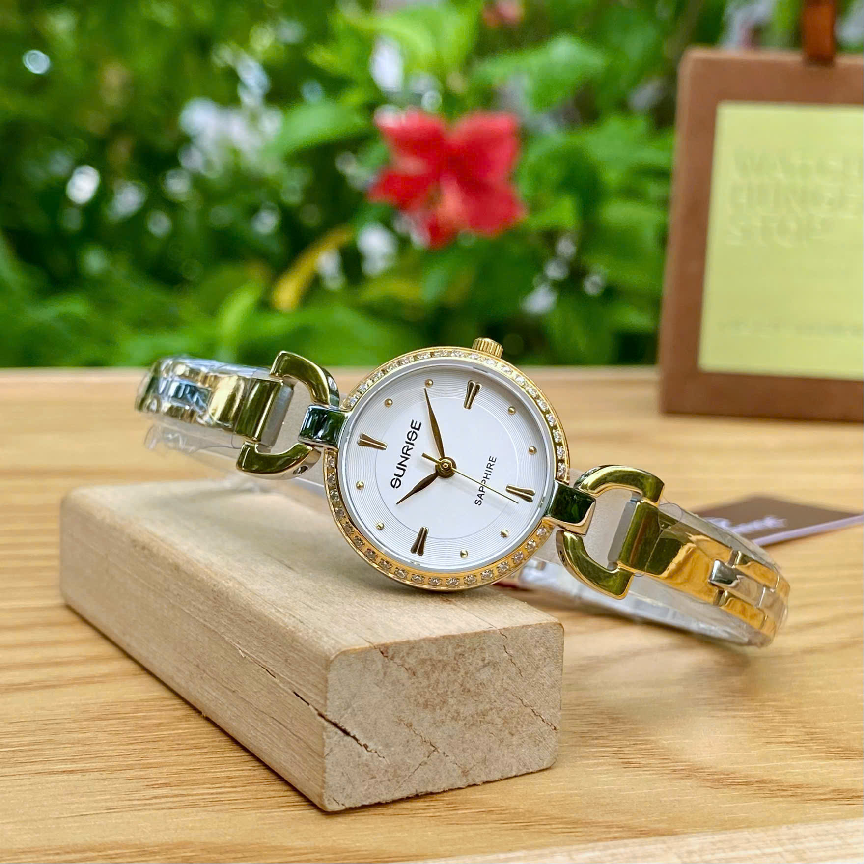 ĐỒNG HỒ LẮC NỮ SUNRISE SL905SXA CHÍNH HÃNG