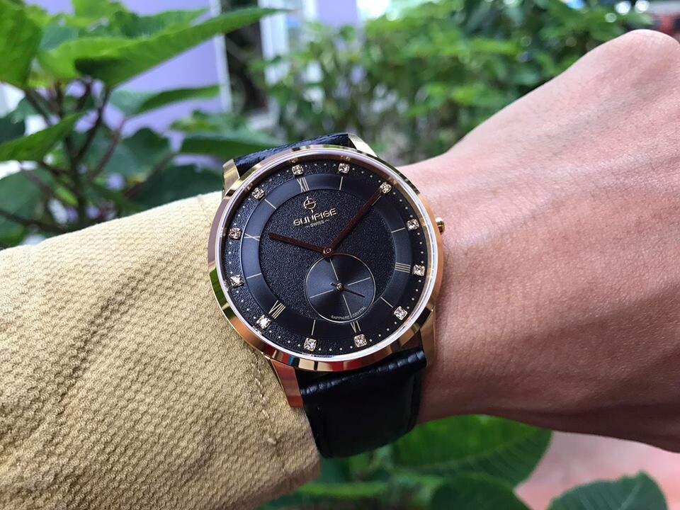 ĐỒNG HỒ NAM DÂY DA SUNRISE 1114PA
