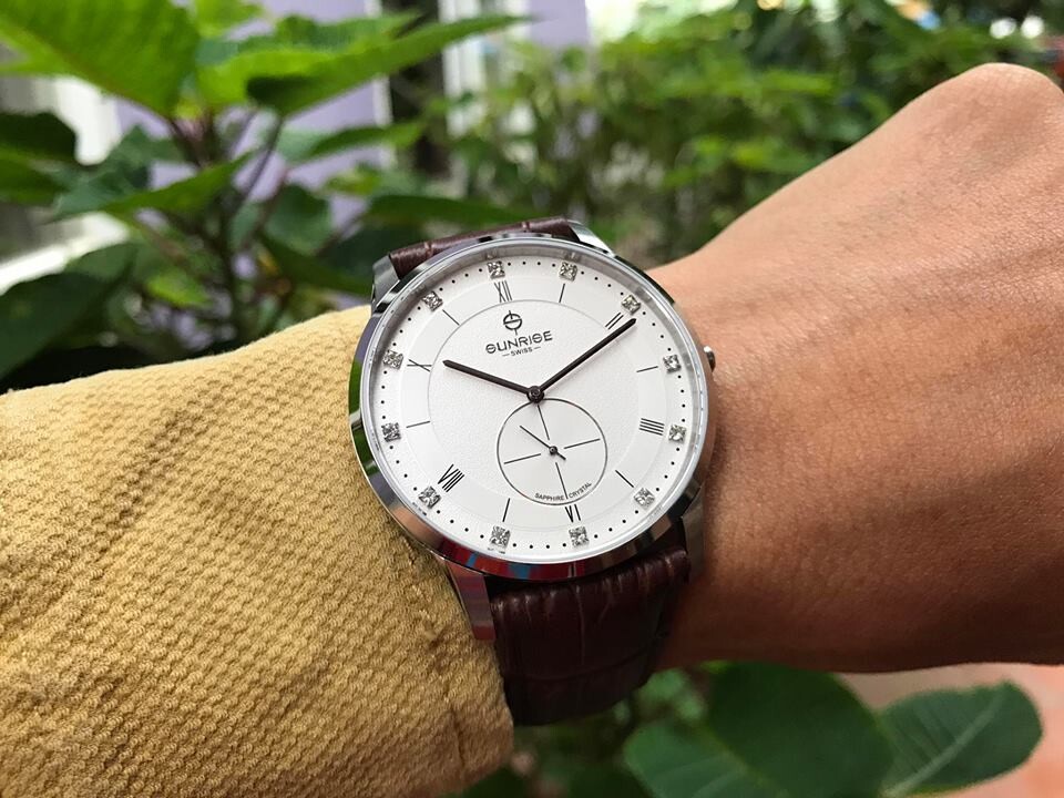 ĐỒNG HỒ NAM DÂY DA SUNRISE 1114PA