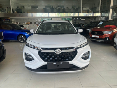 Suzuki Fronx màu trắng – SUV đô thị thanh lịch và năng động